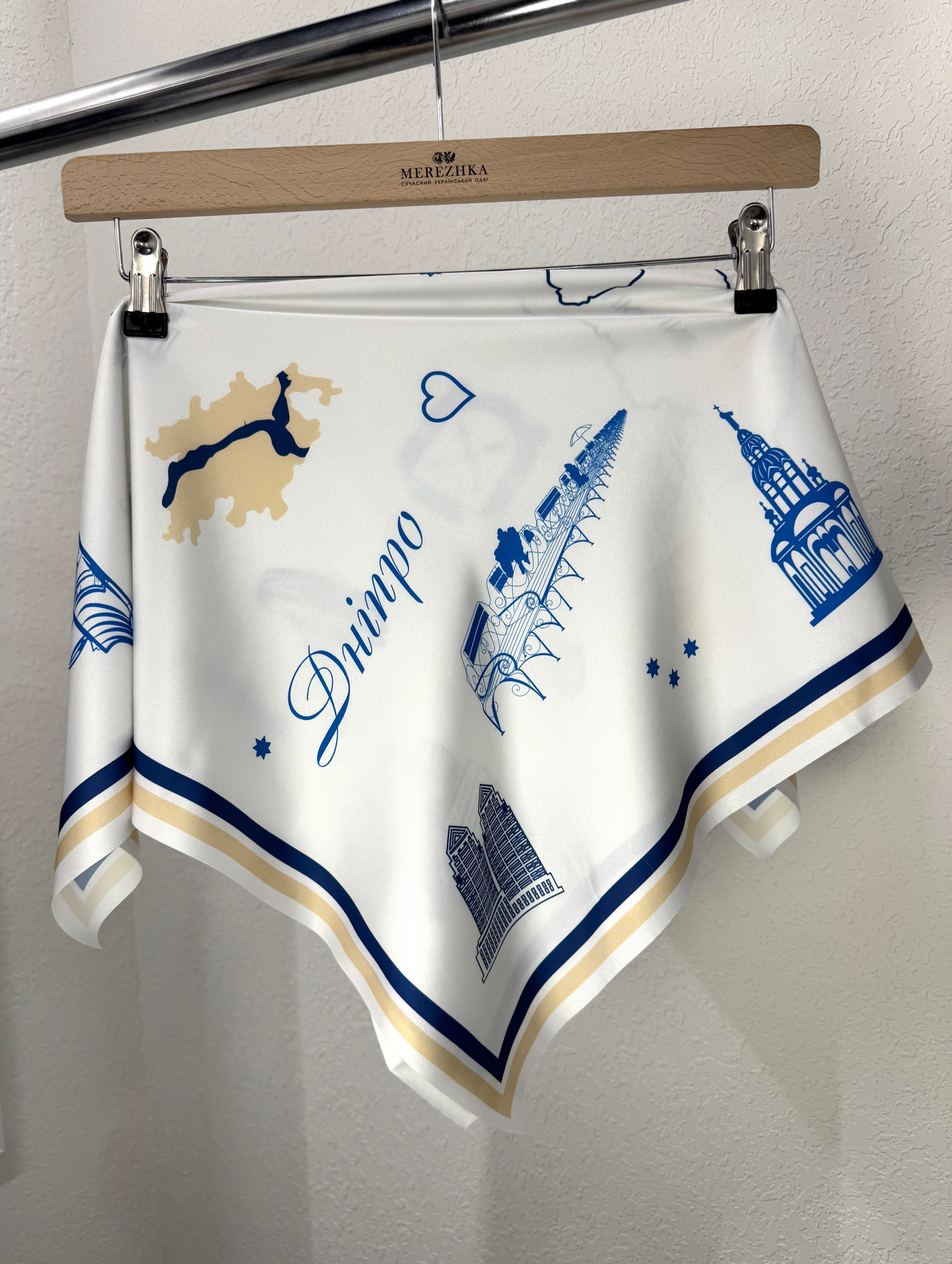 Хустинка Дніпро