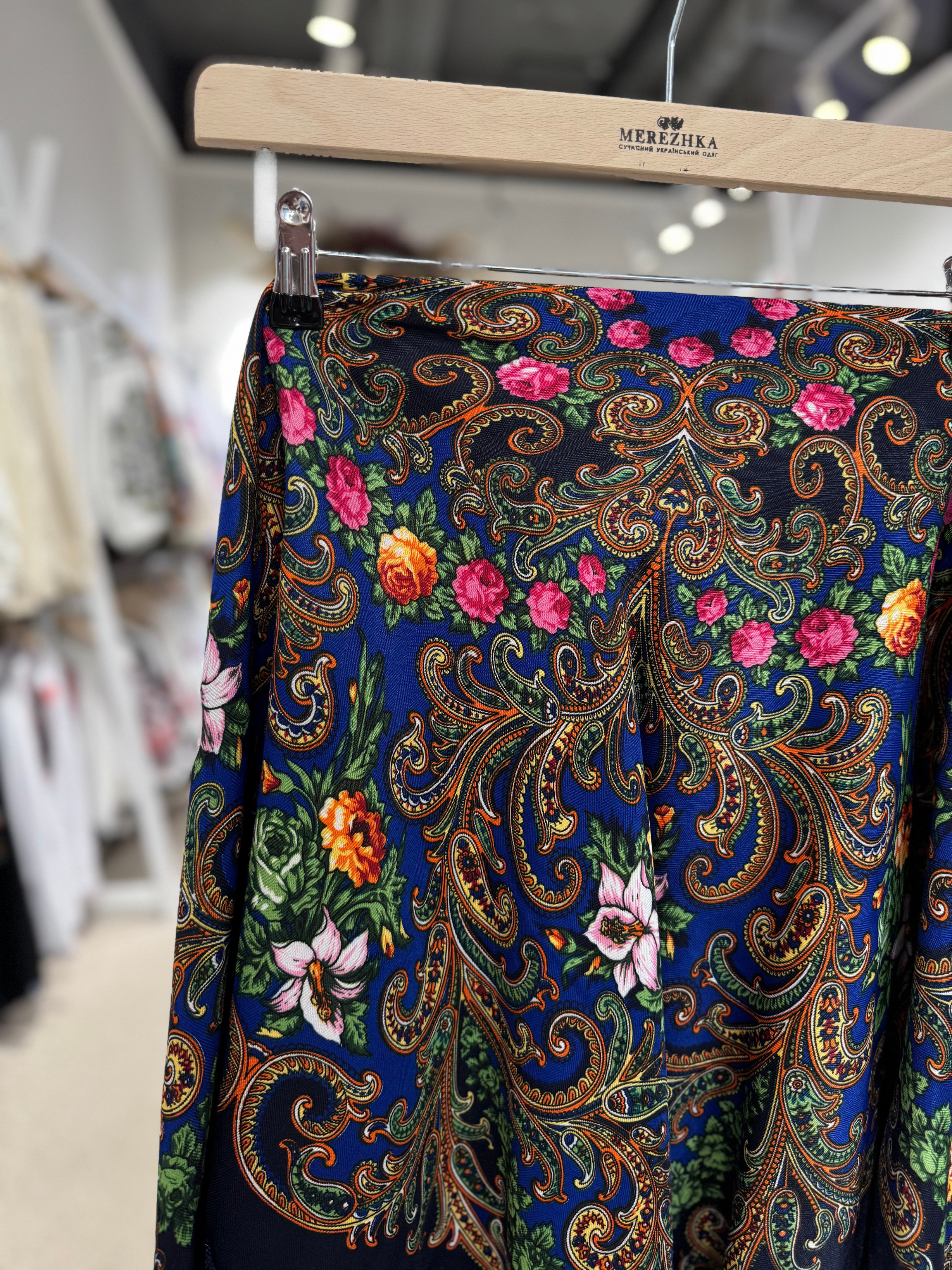 Хустка жіноча Букет Лілій