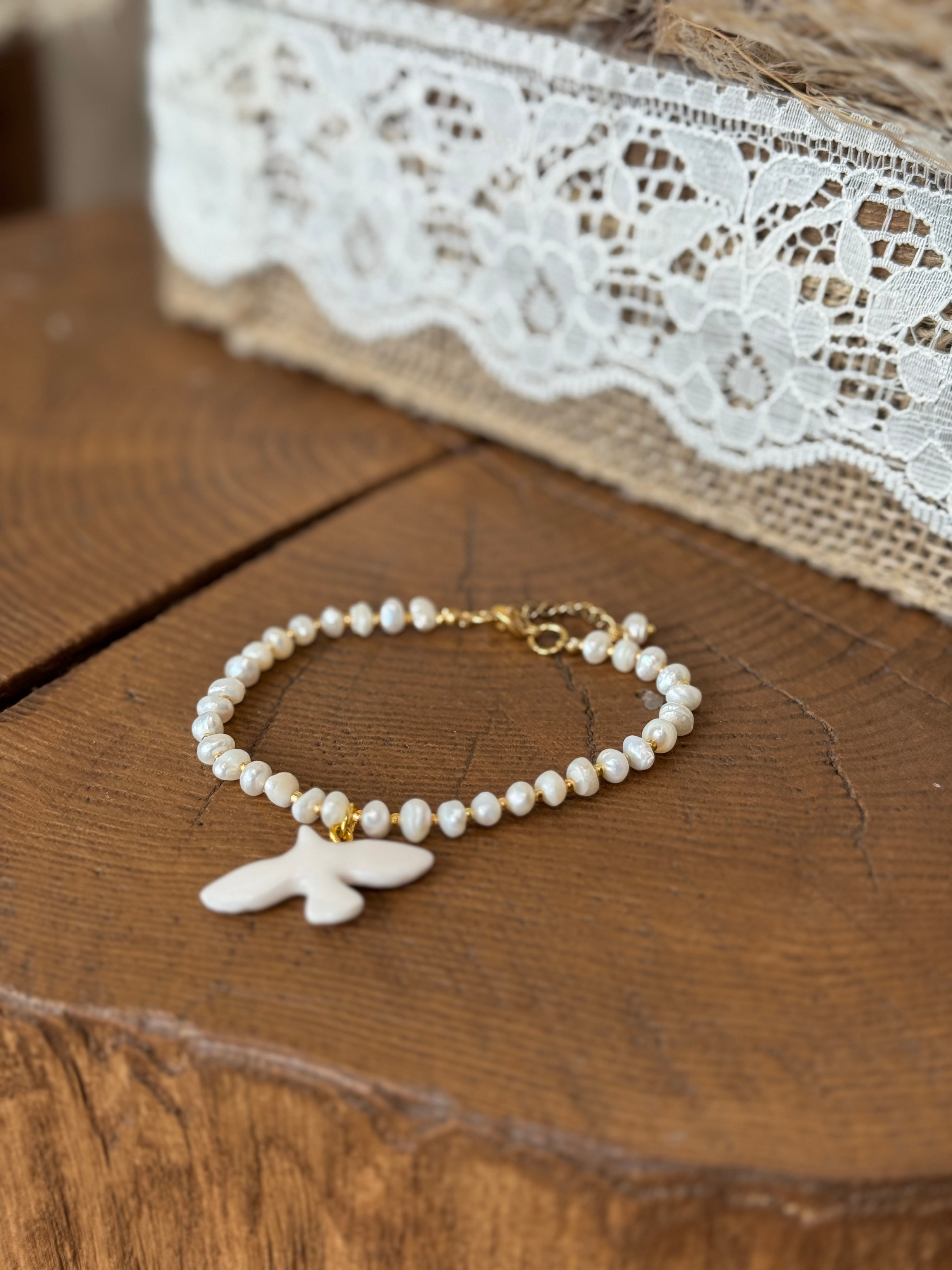 Браслет з річкових перлин Горлиця