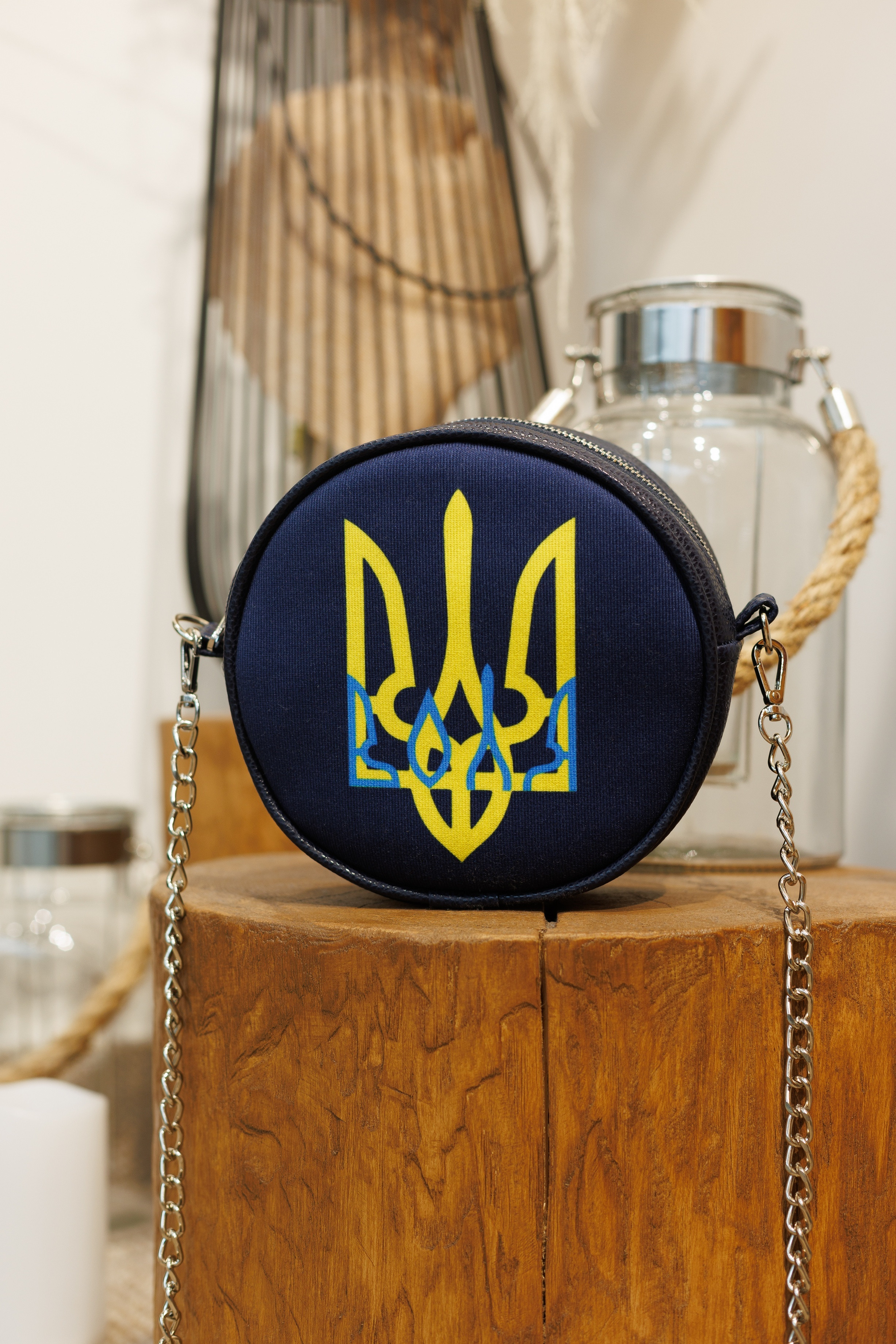 Кругла сумка Tablet Тризуб Воля