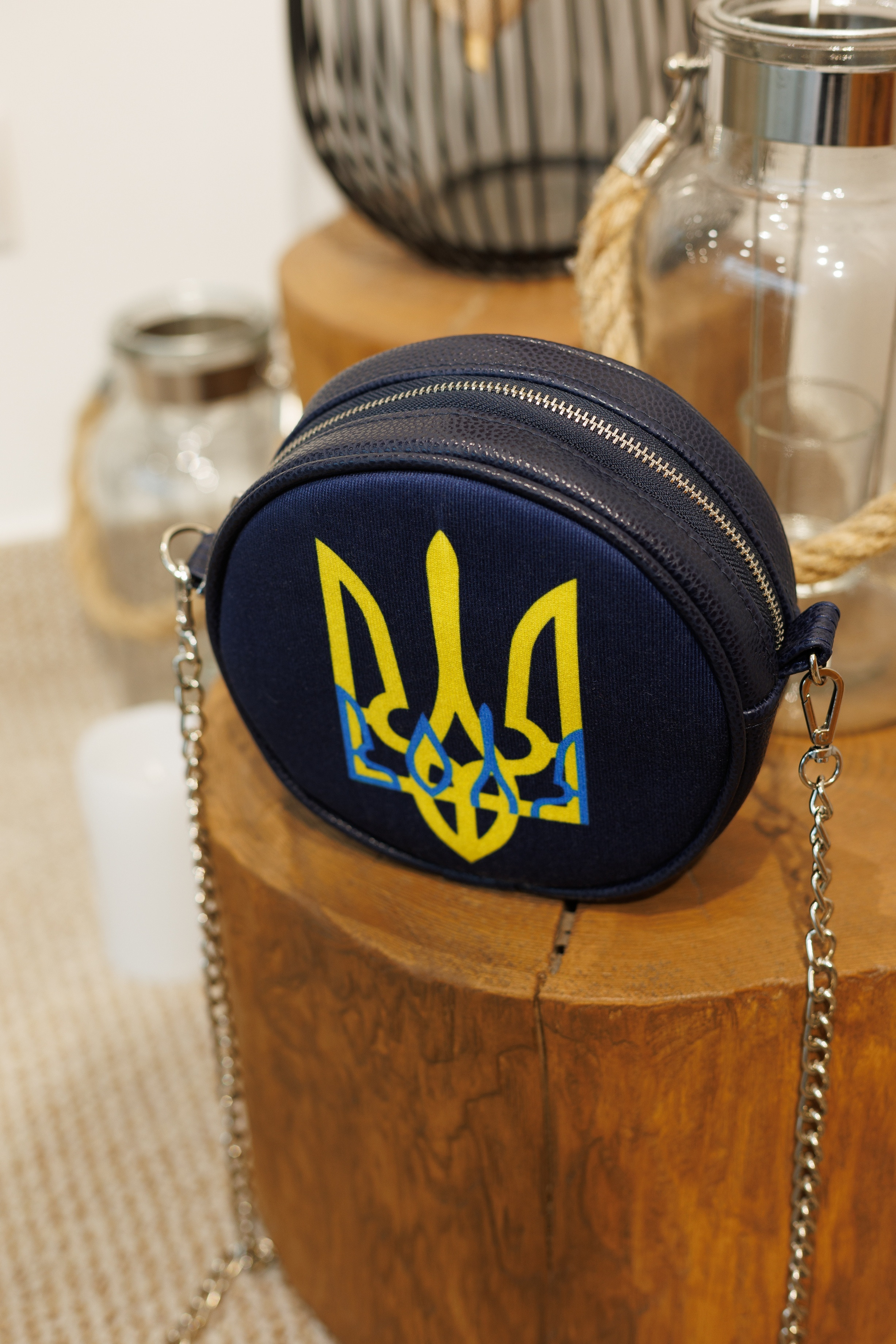 Кругла сумка Tablet Тризуб Воля