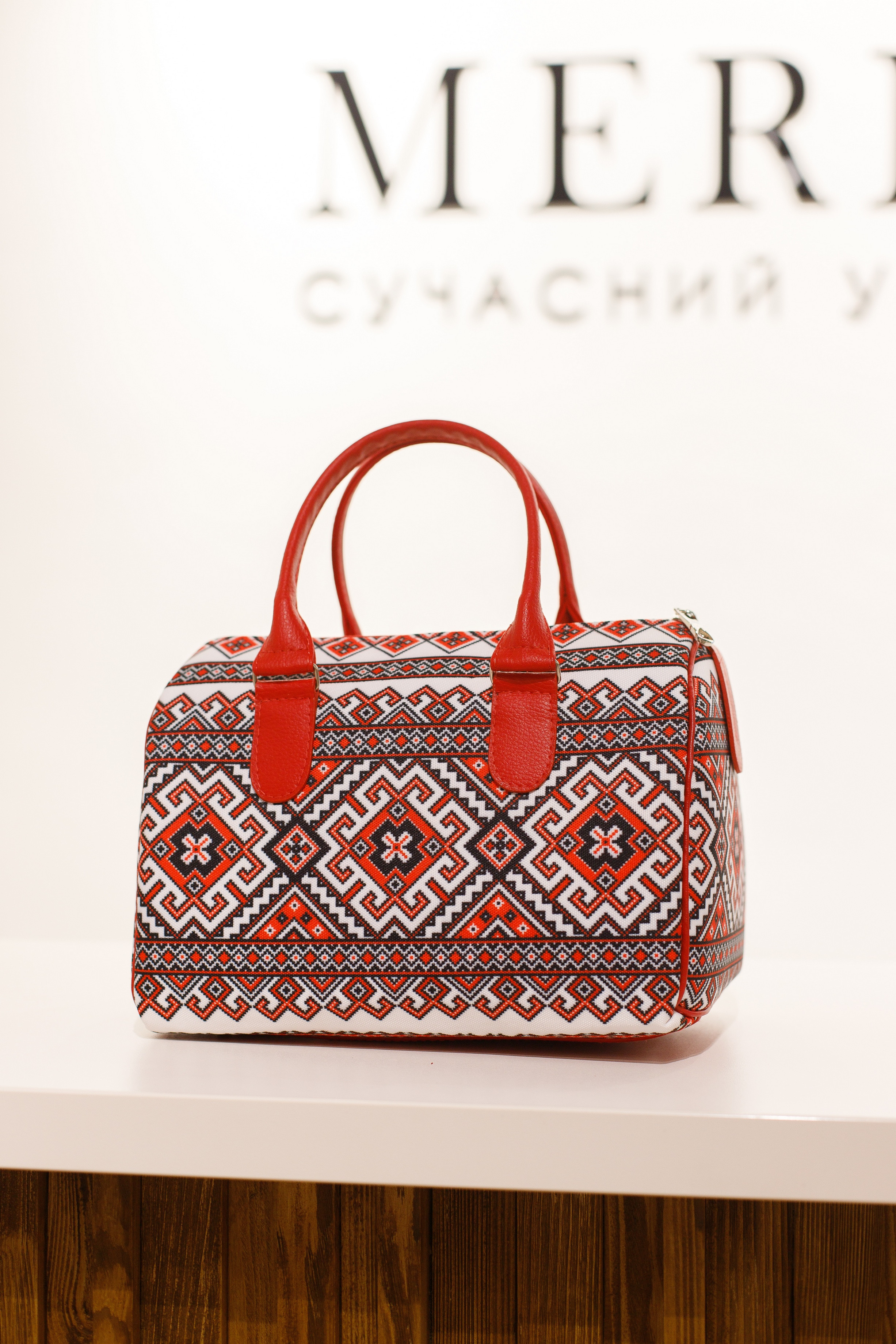 Сумка бочка жіноча Barrel Український орнамент