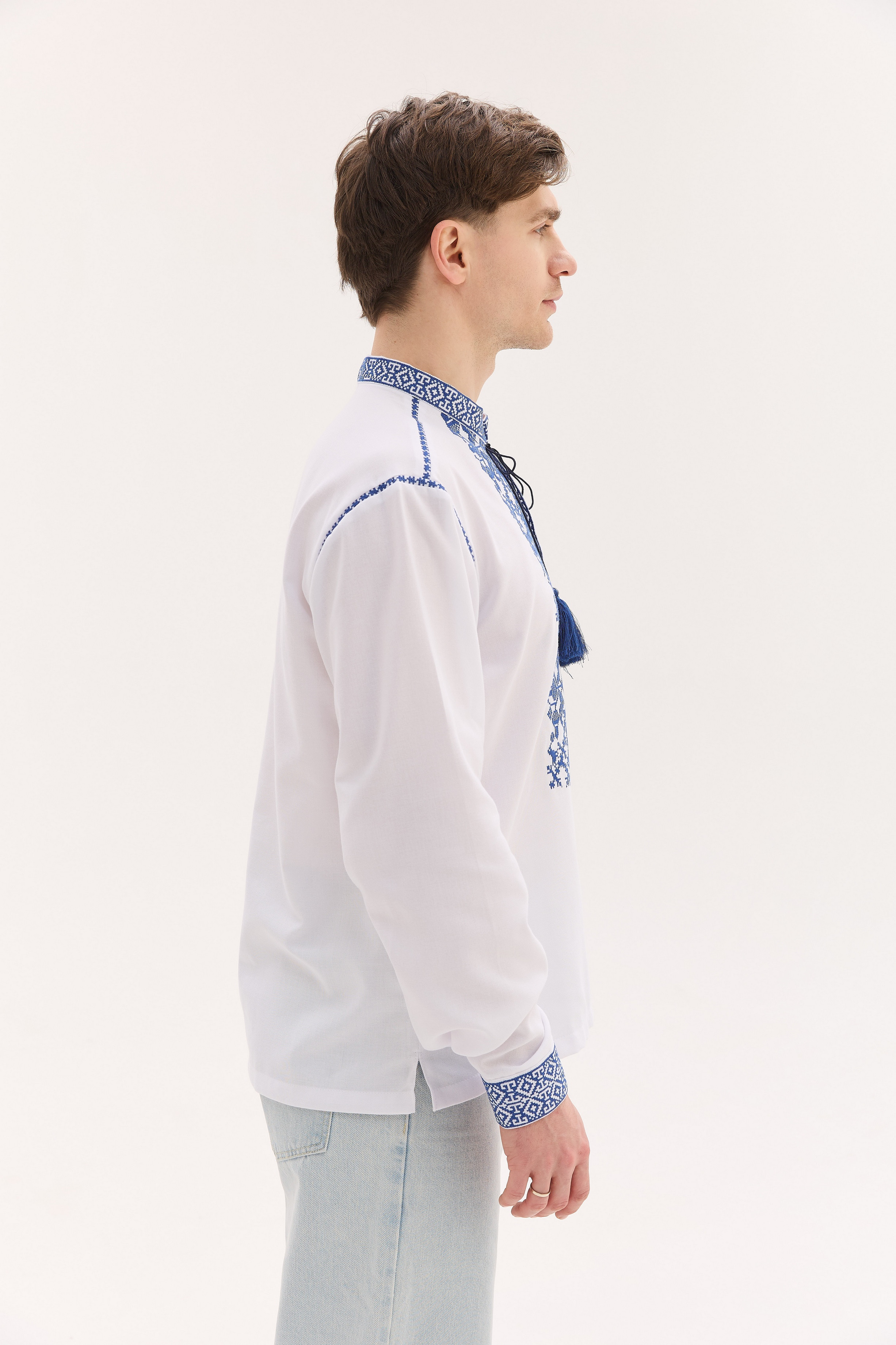 Чоловіча вишиванка Володимир