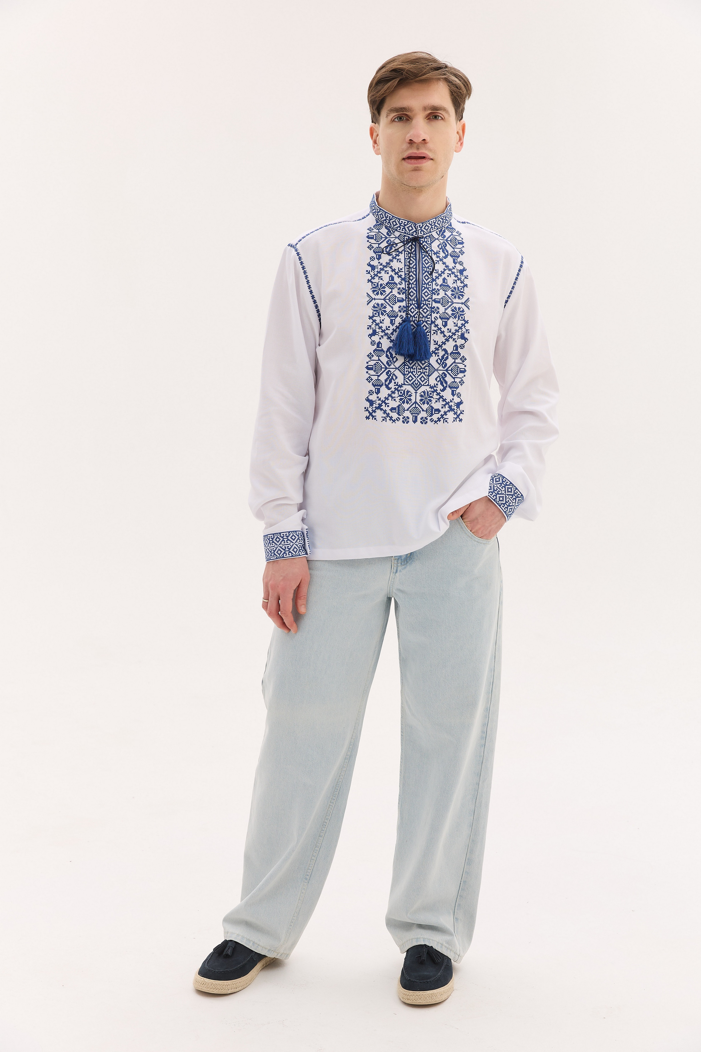 Чоловіча вишиванка Володимир