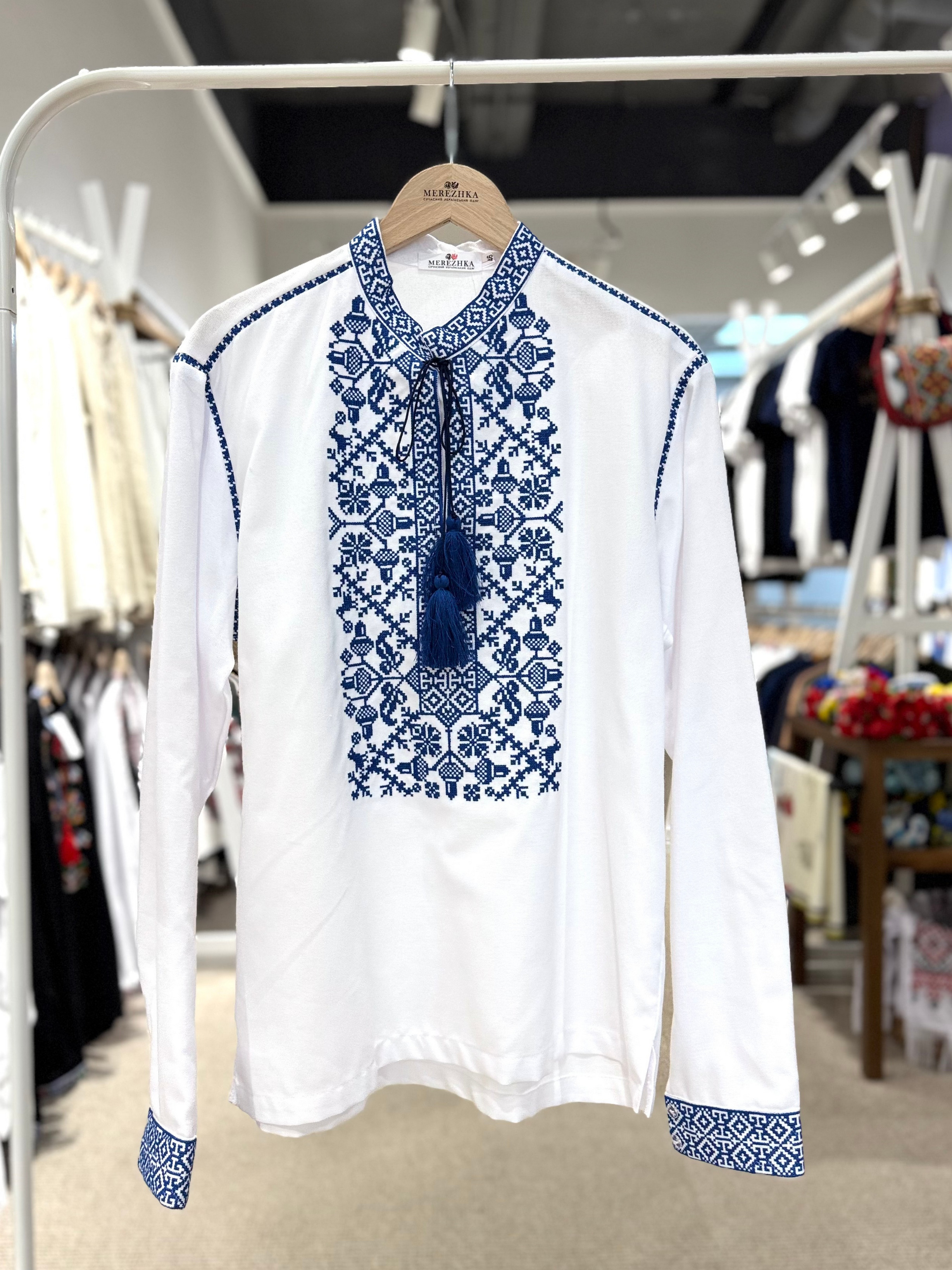 Чоловіча вишиванка Володимир