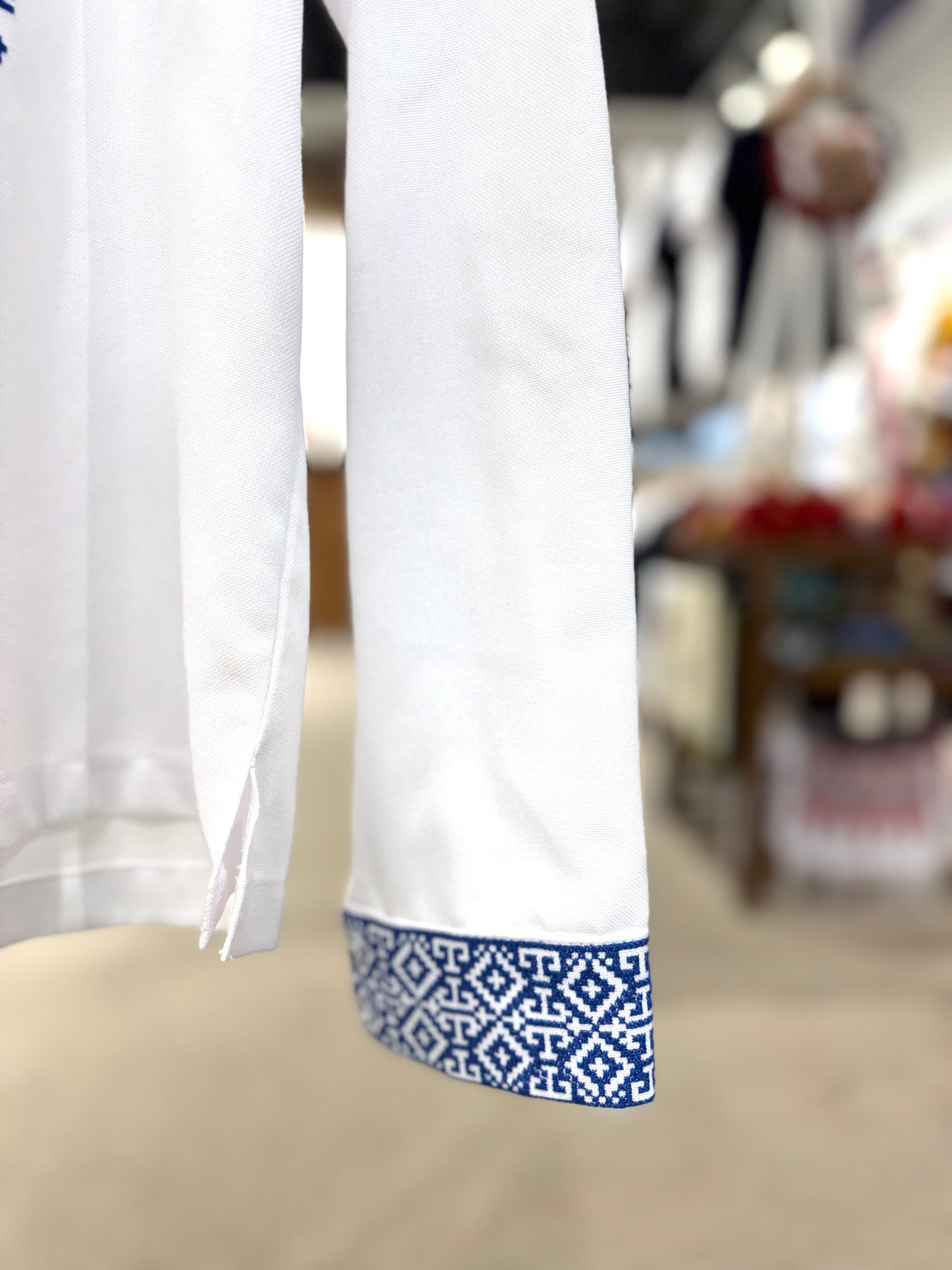 Чоловіча вишиванка Володимир