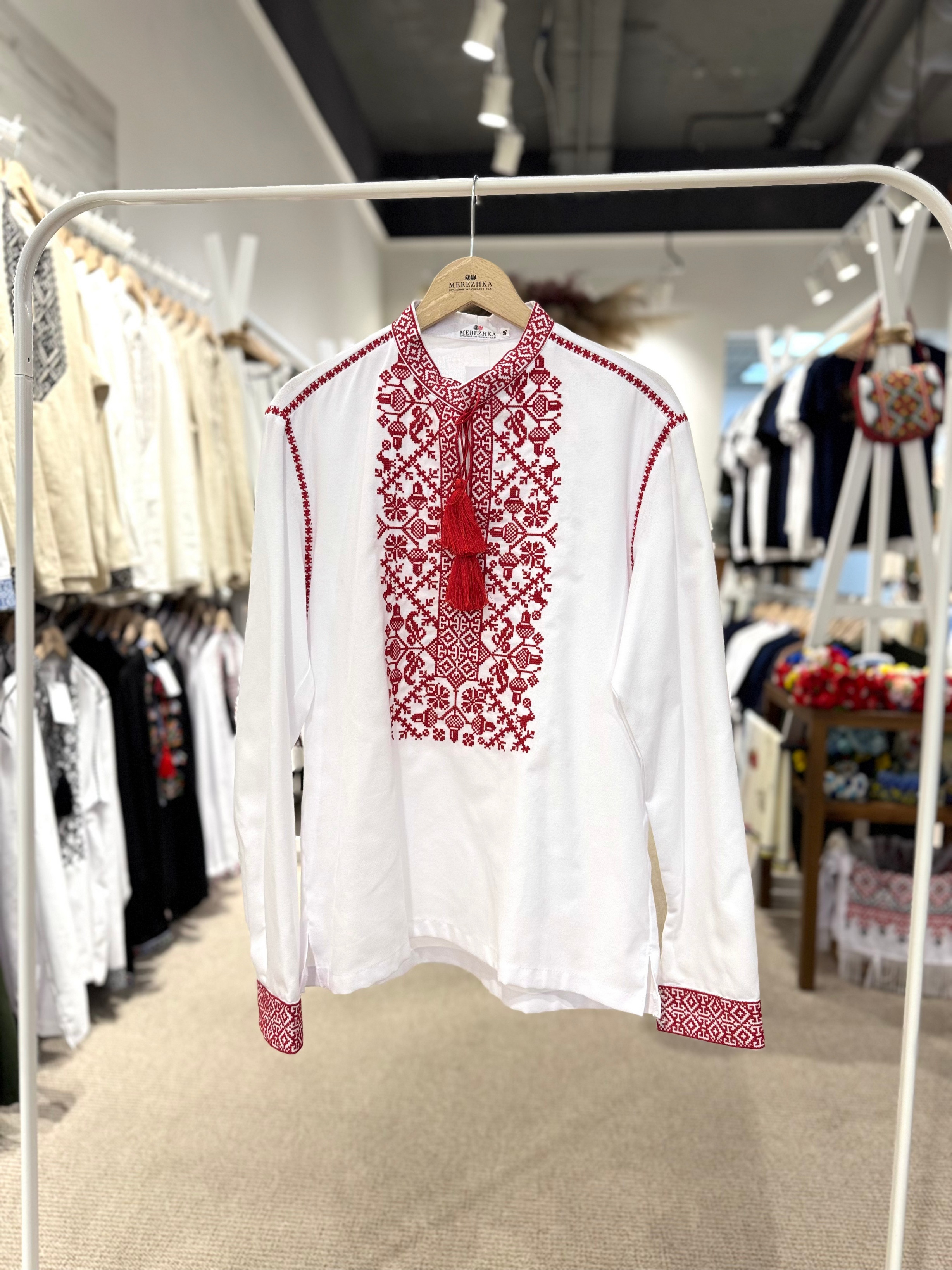 Чоловіча вишиванка Володимир