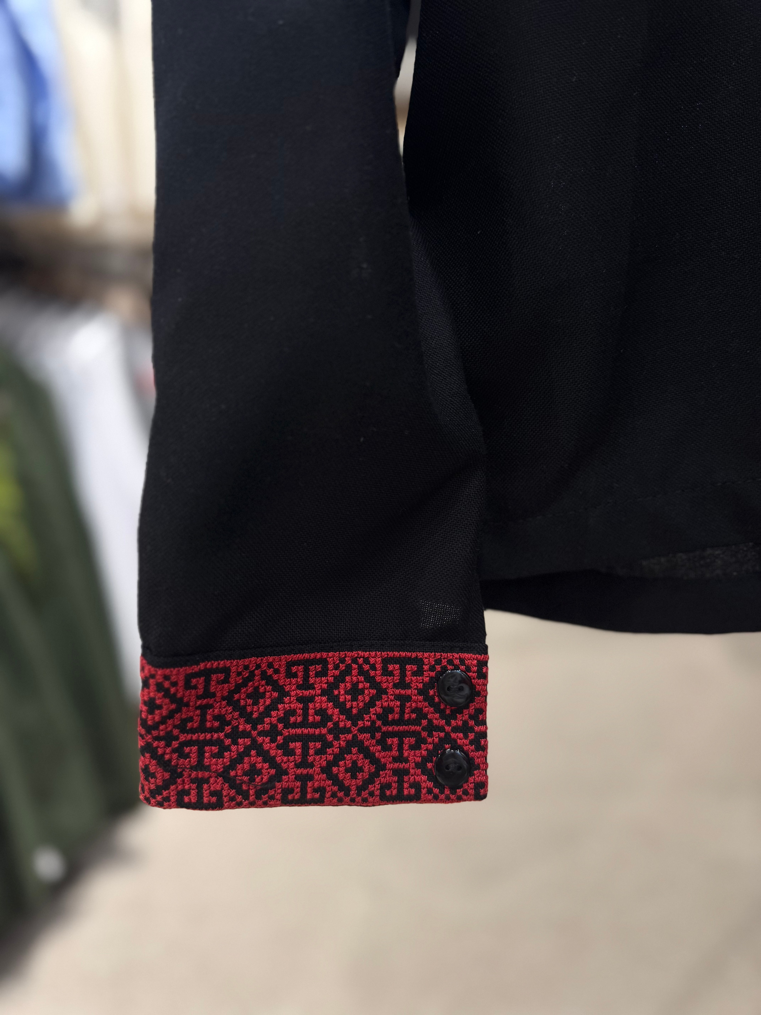 Чоловіча вишиванка Володимир