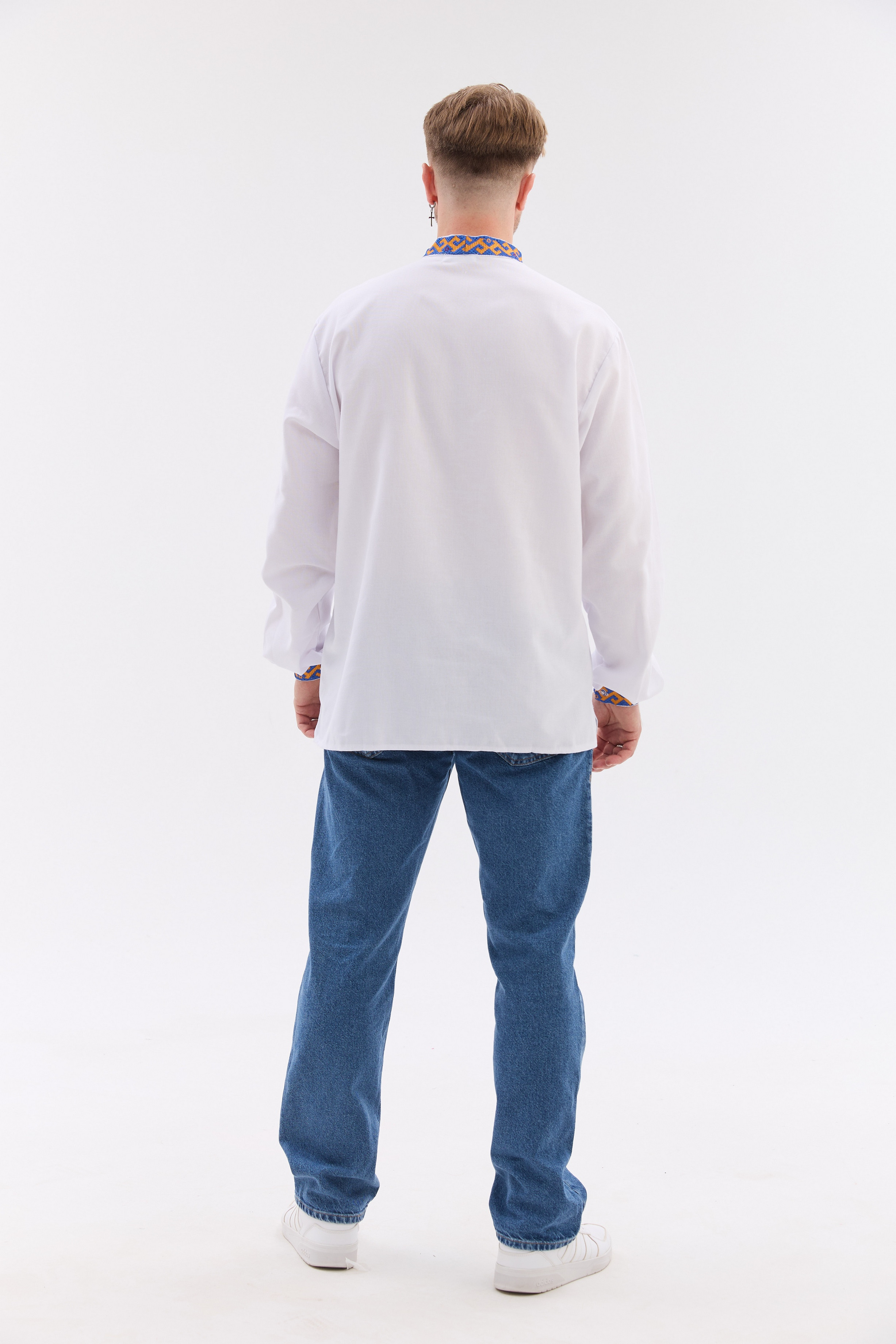 Чоловіча вишиванка Любомир