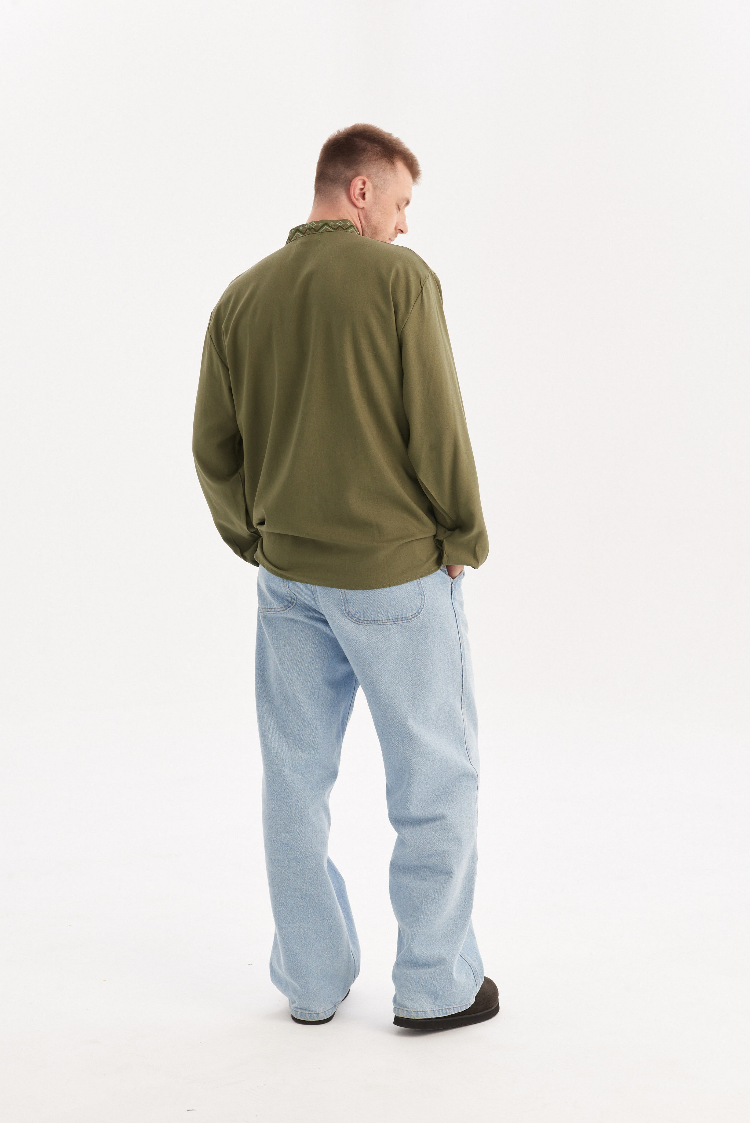 Чоловіча вишиванка Всесвіт