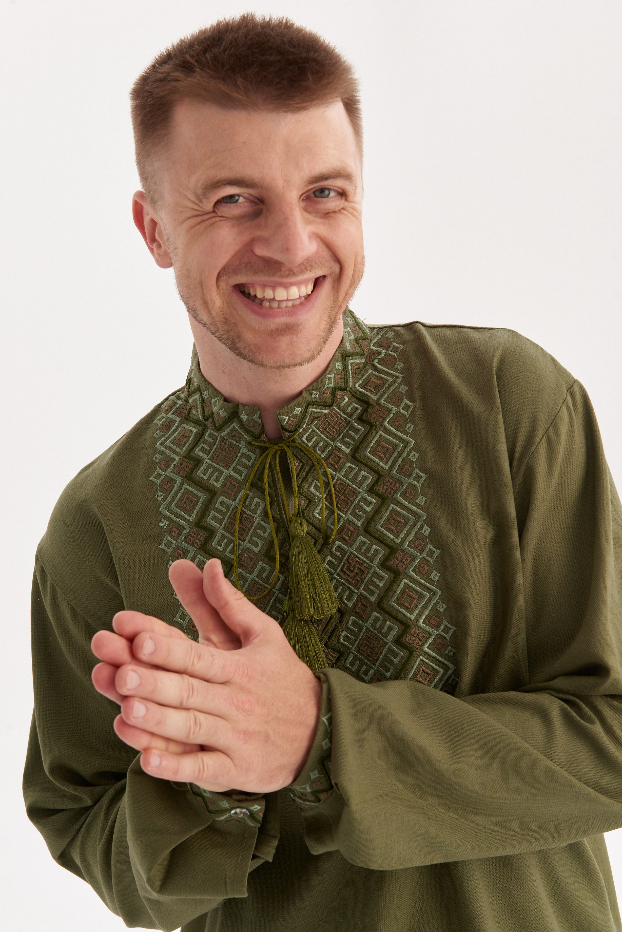 Чоловіча вишиванка Всесвіт