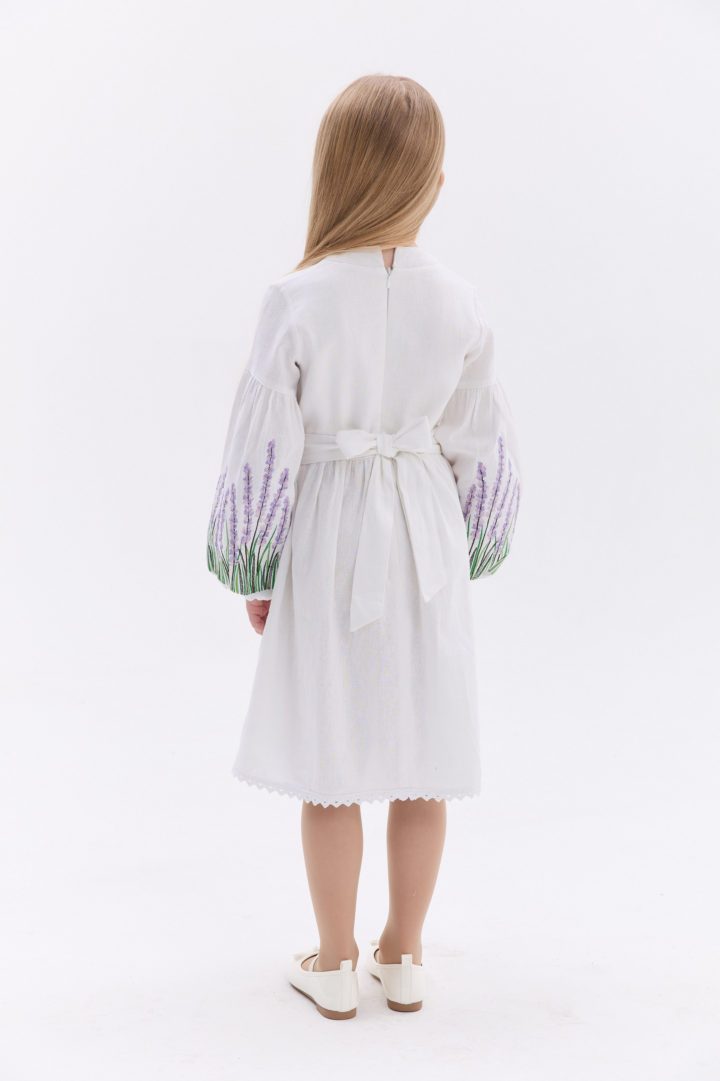 Сукня з вишивкою Лаванда