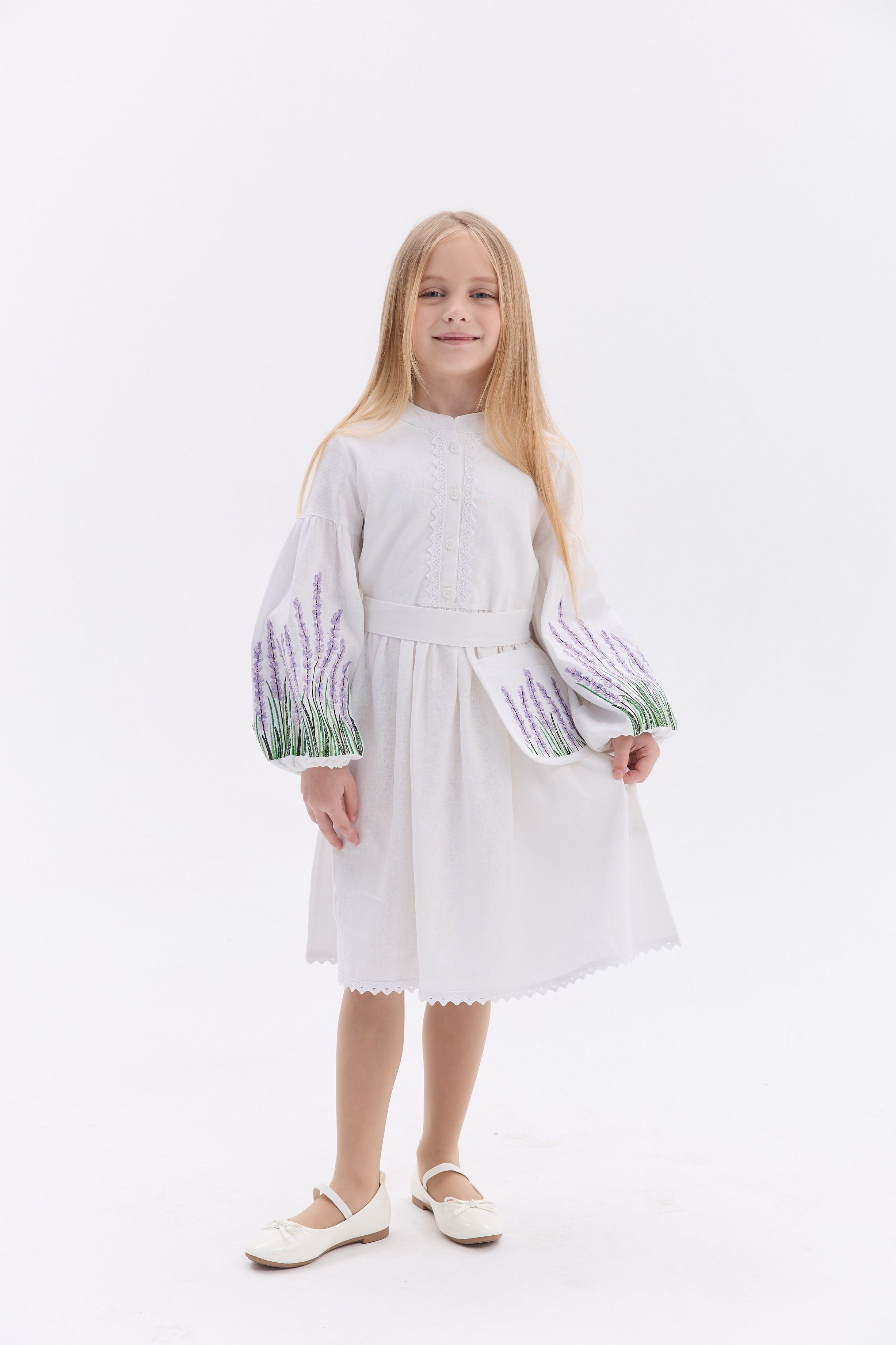 Сукня з вишивкою Лаванда