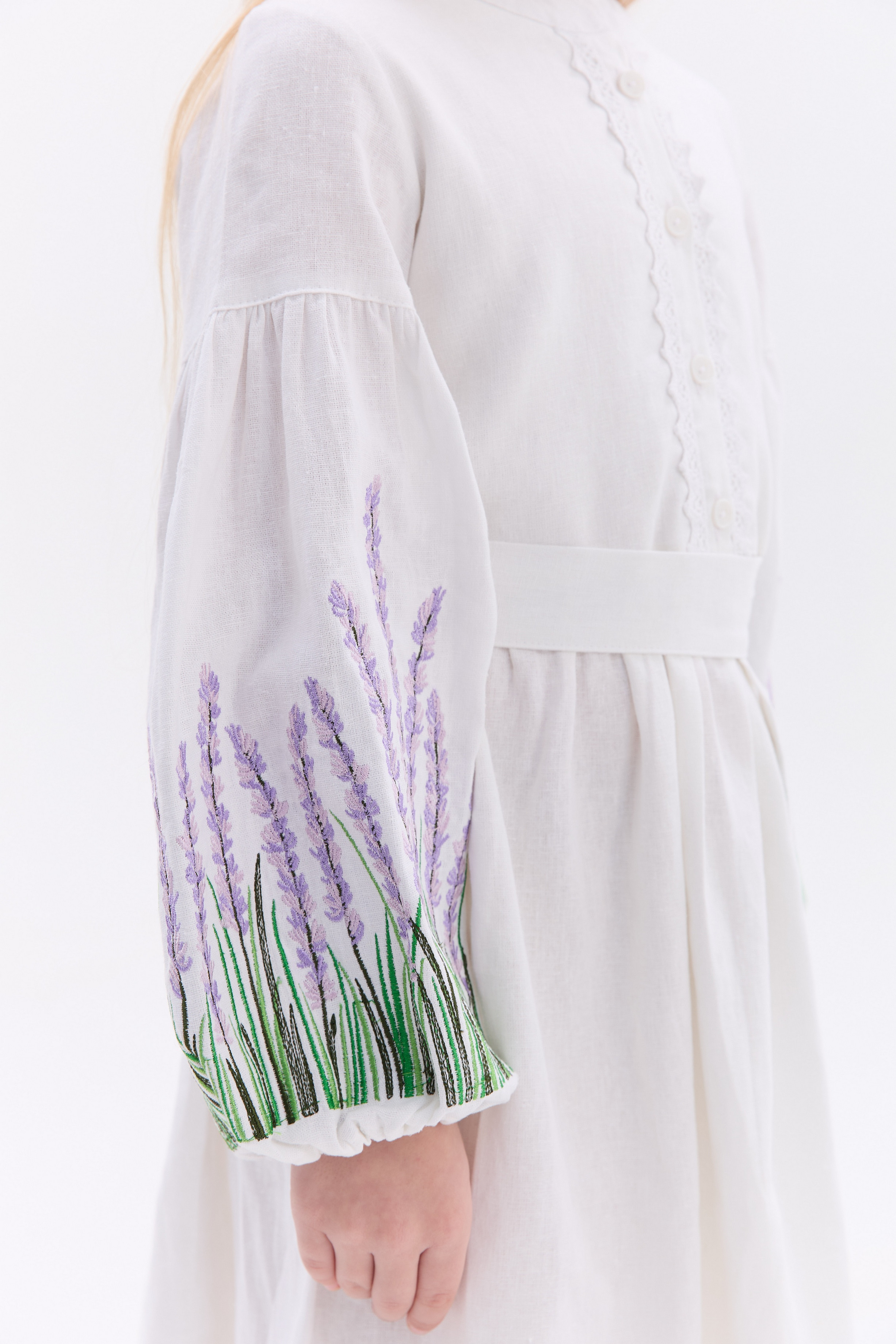 Сукня з вишивкою Лаванда