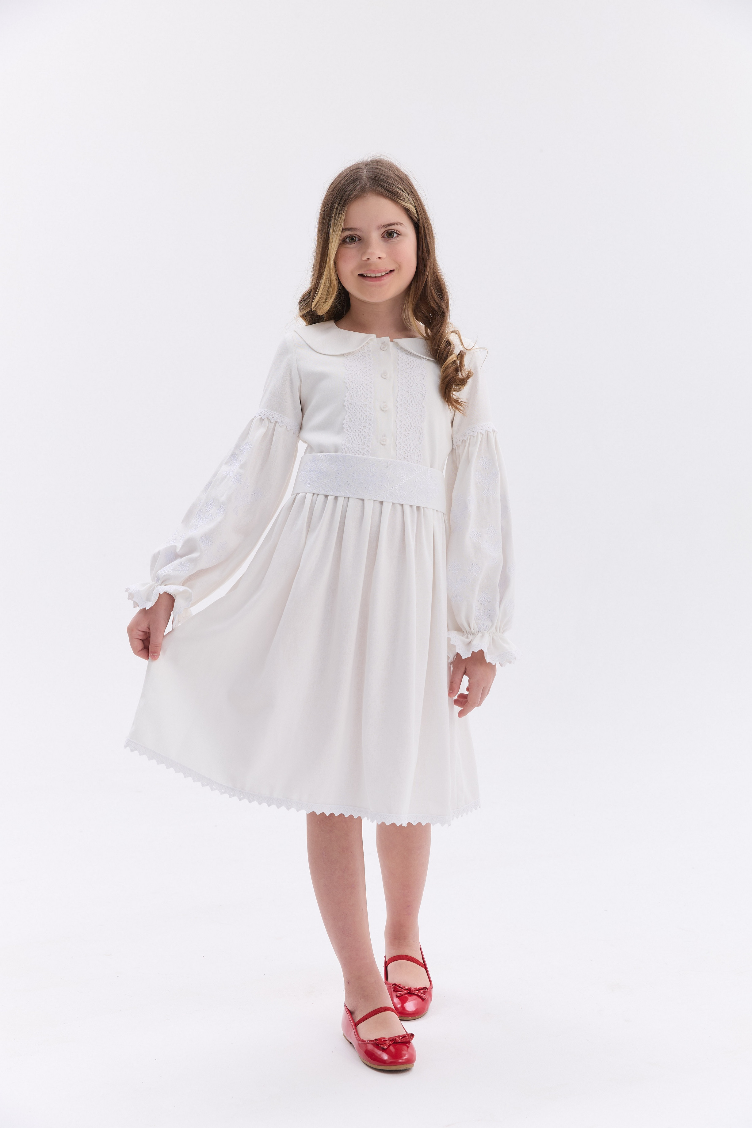 Сукня з вишивкою Зоряна