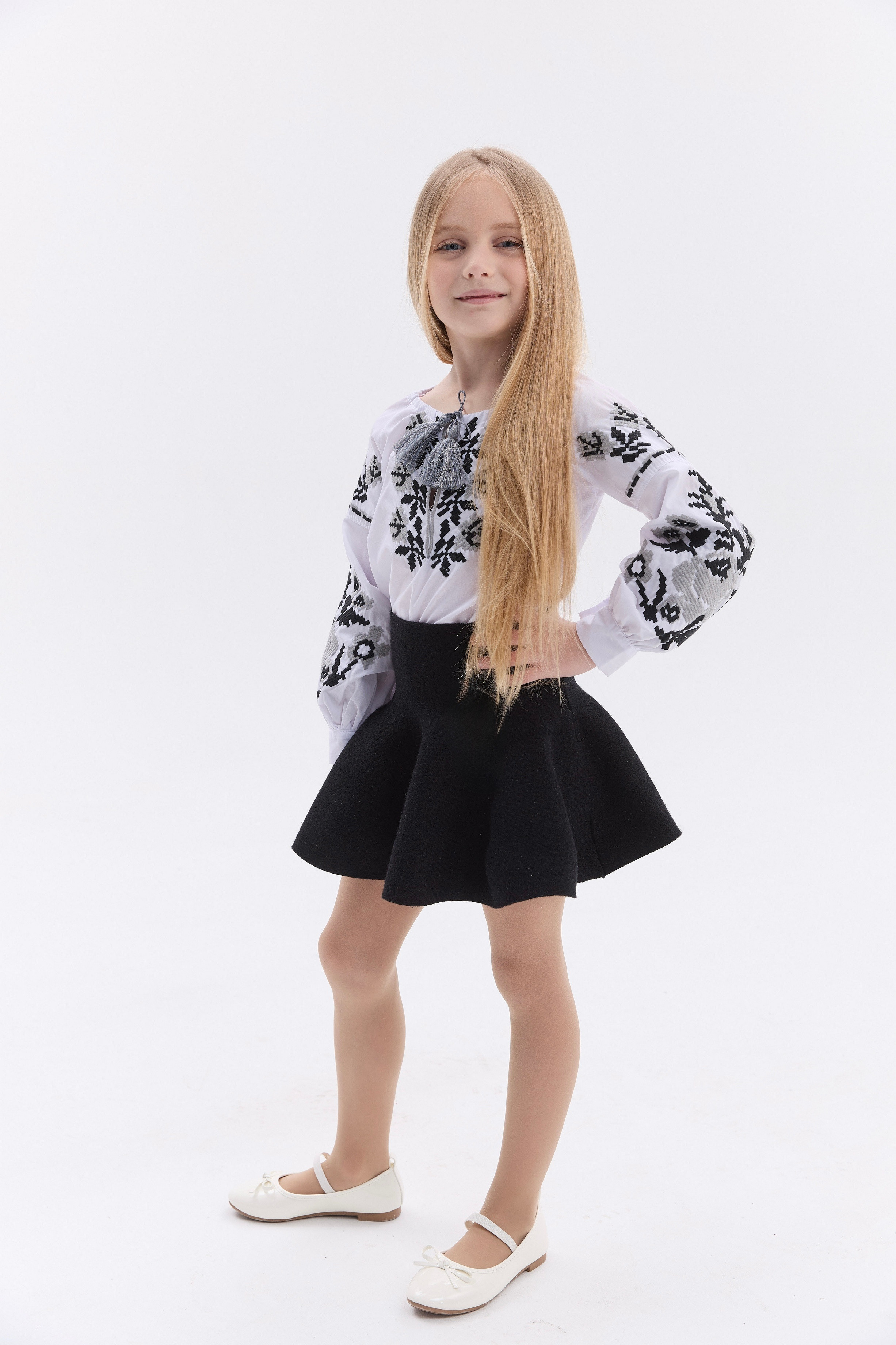 Вишиванка для дівчинки Рута