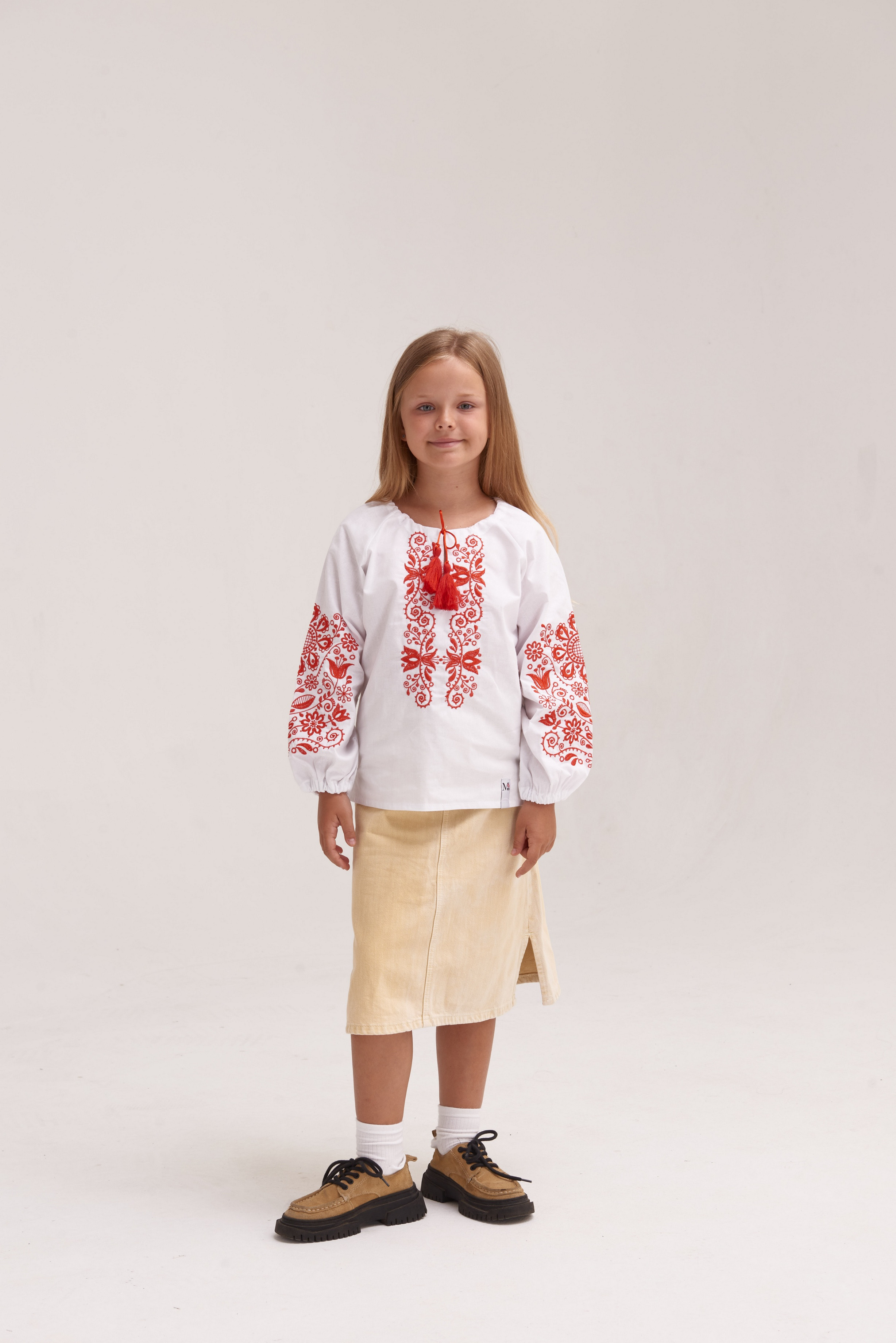 Вишиванка для дівчинки Орнамент