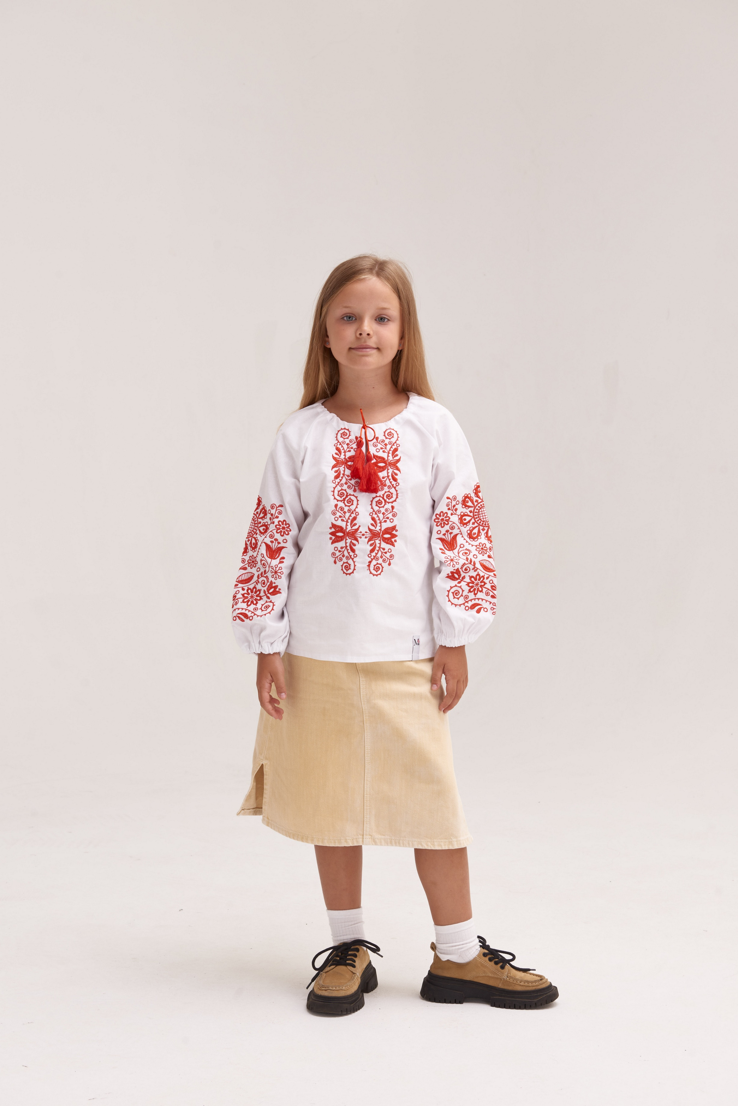 Вишиванка для дівчинки Орнамент