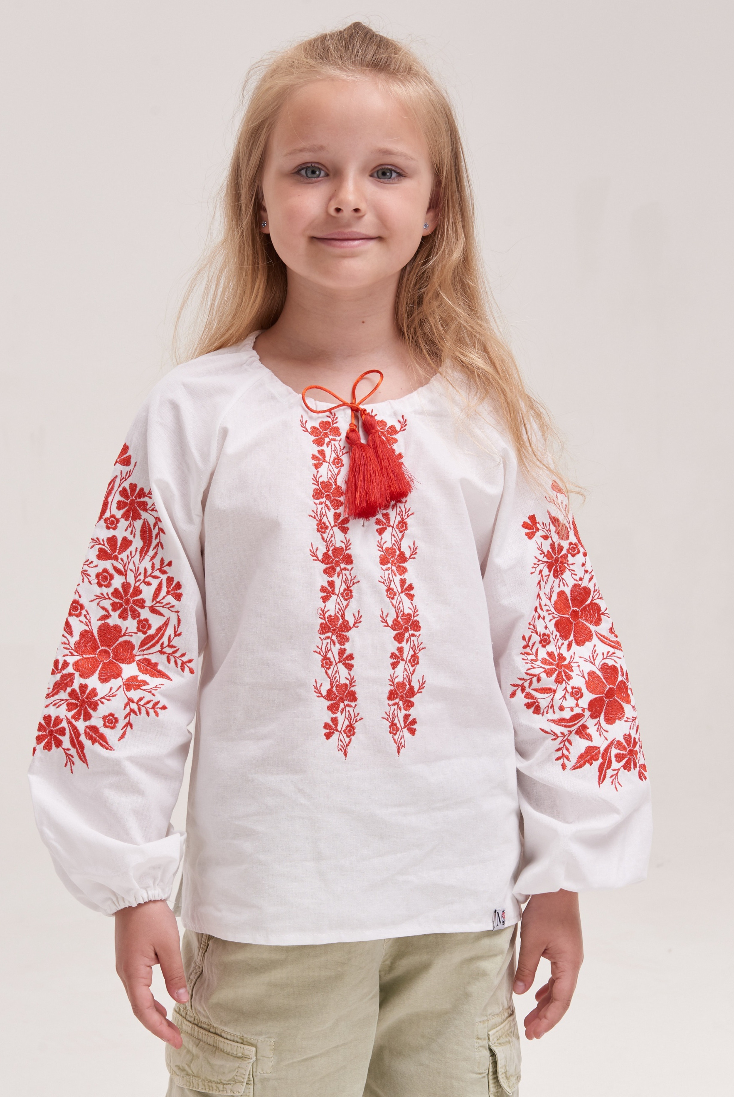 Вишиванка для дівчинки Фіалка
