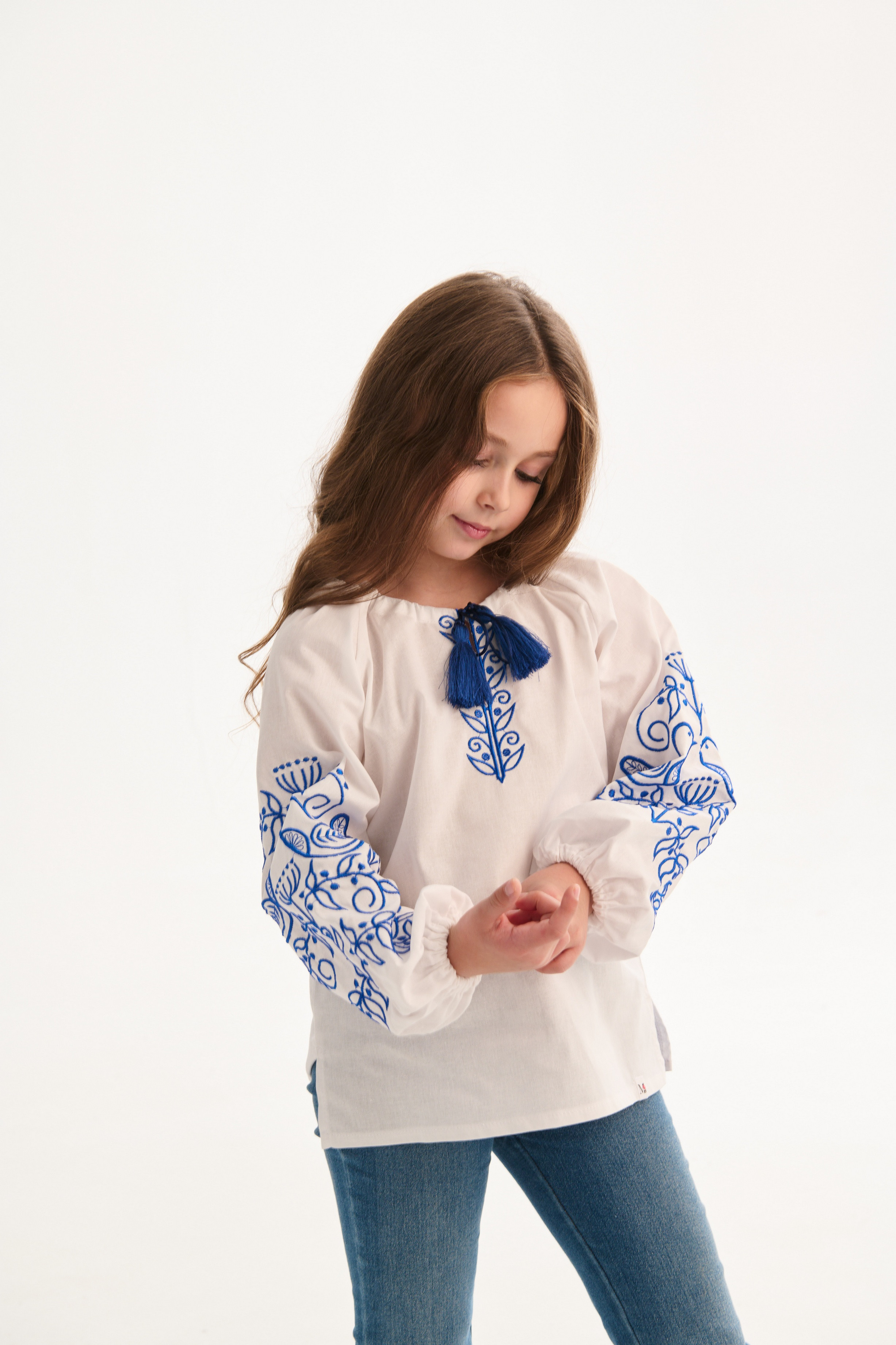 Вишиванка для дівчинки Голубка