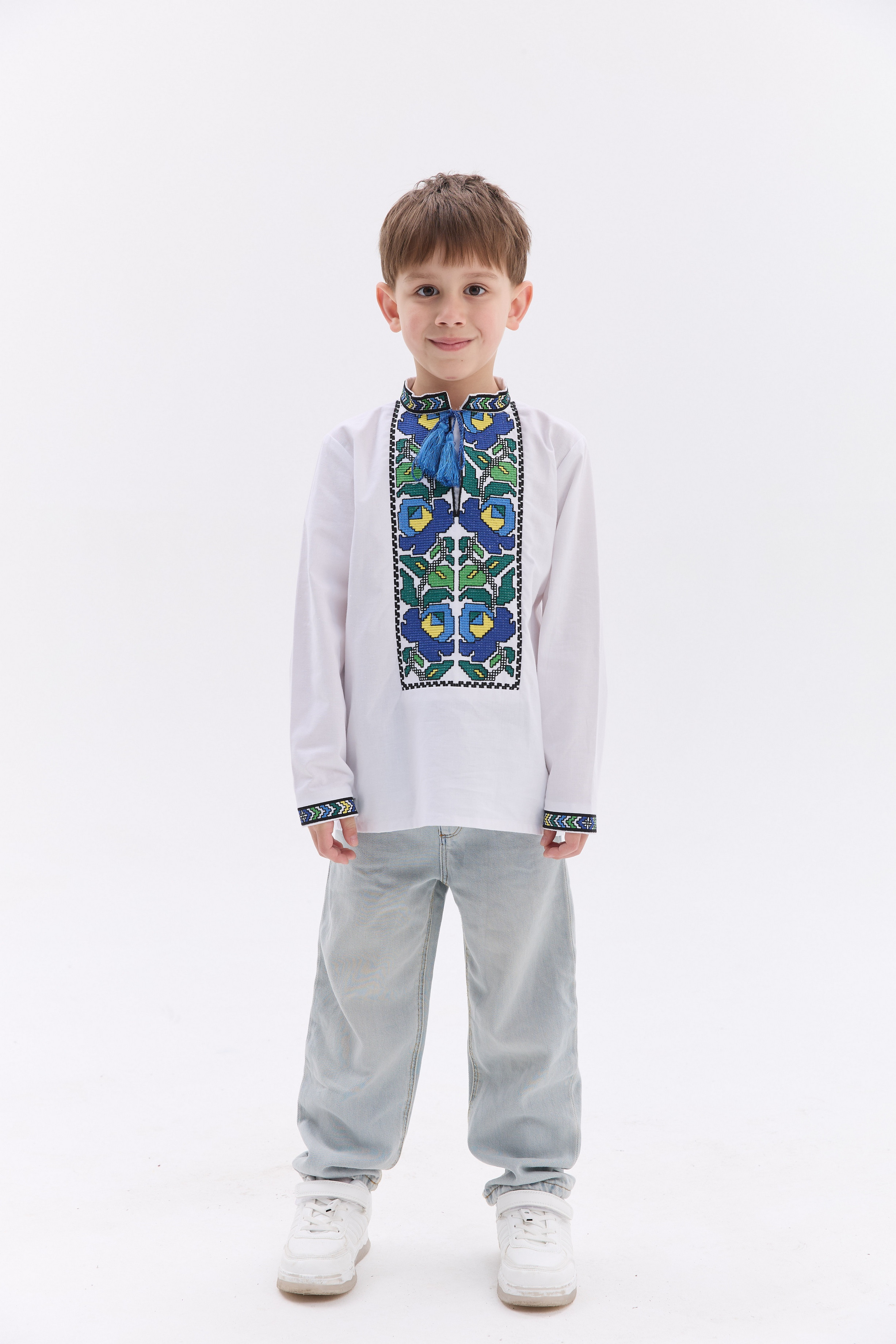 Вишиванка для хлопчика Матей