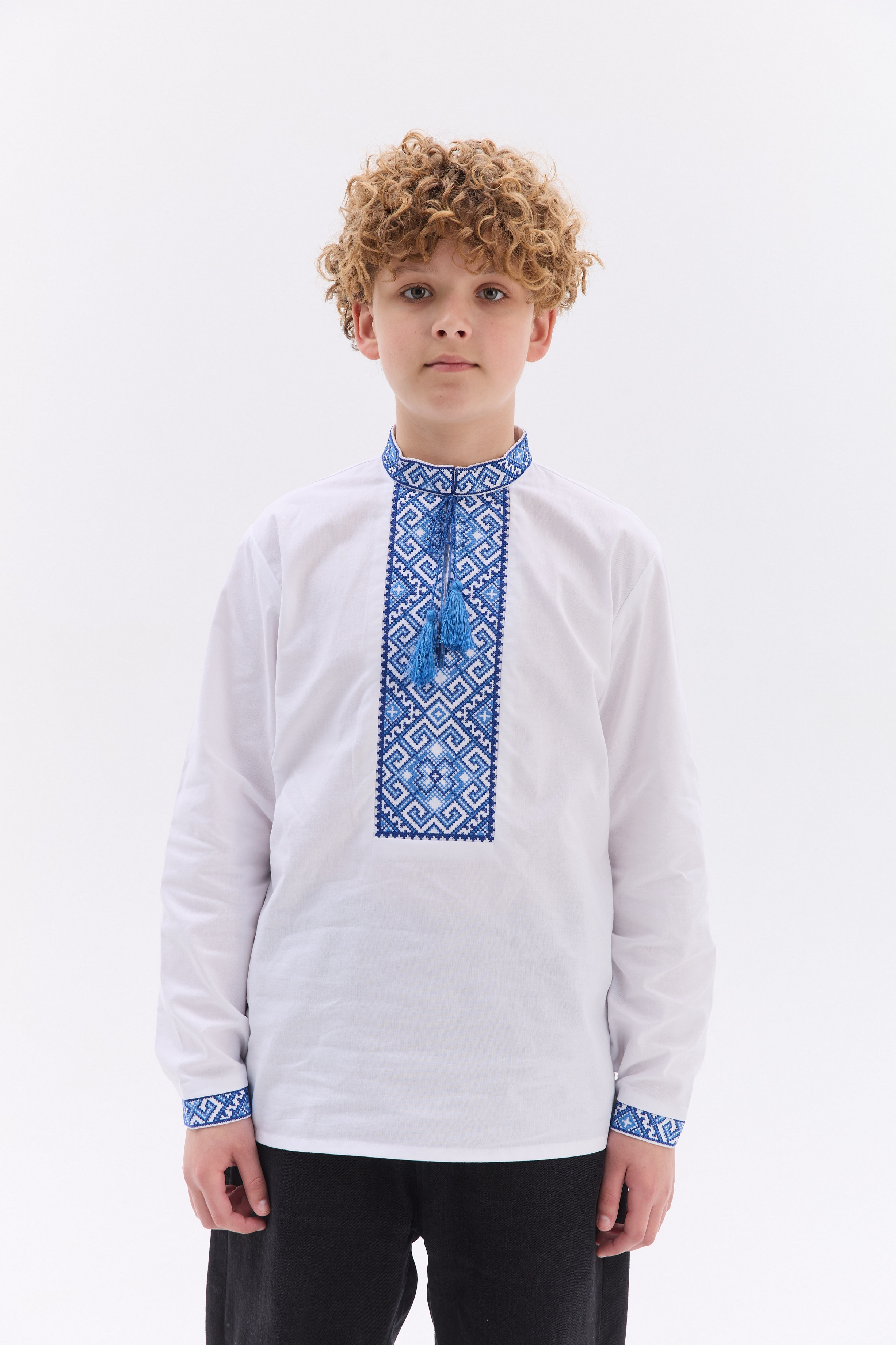 Підліткова вишиванка "Орнамент класичний" еко-бавона