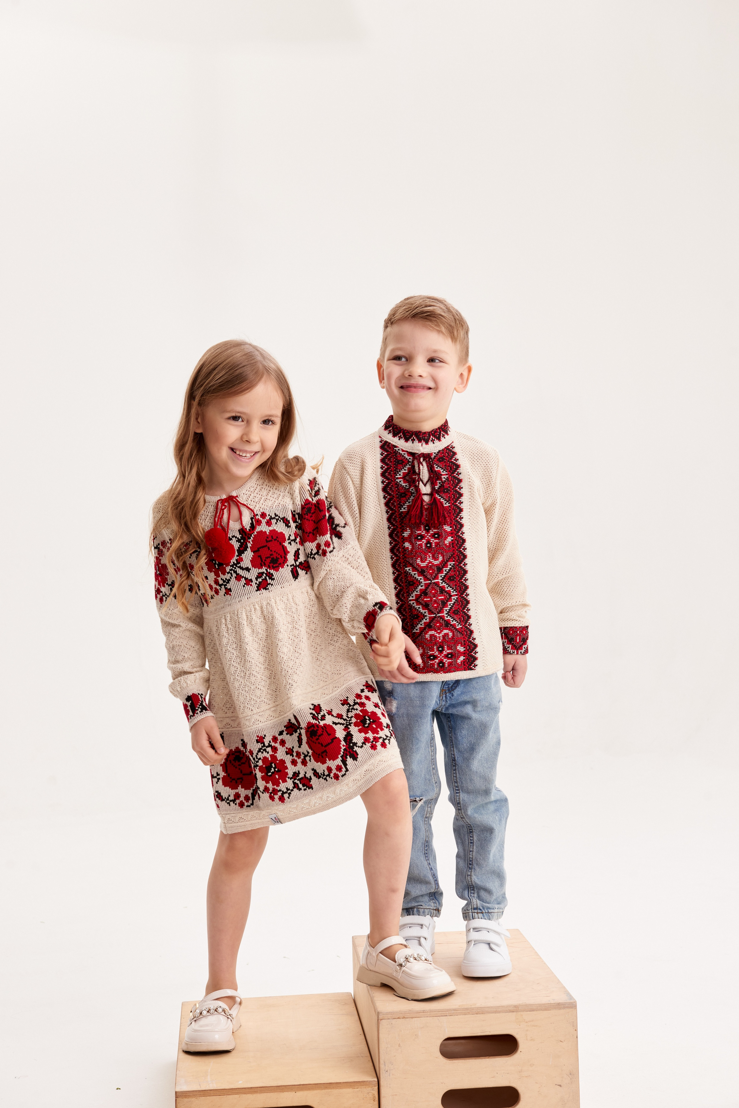 Дитячий комплект в'язаних вишиванок Спадок