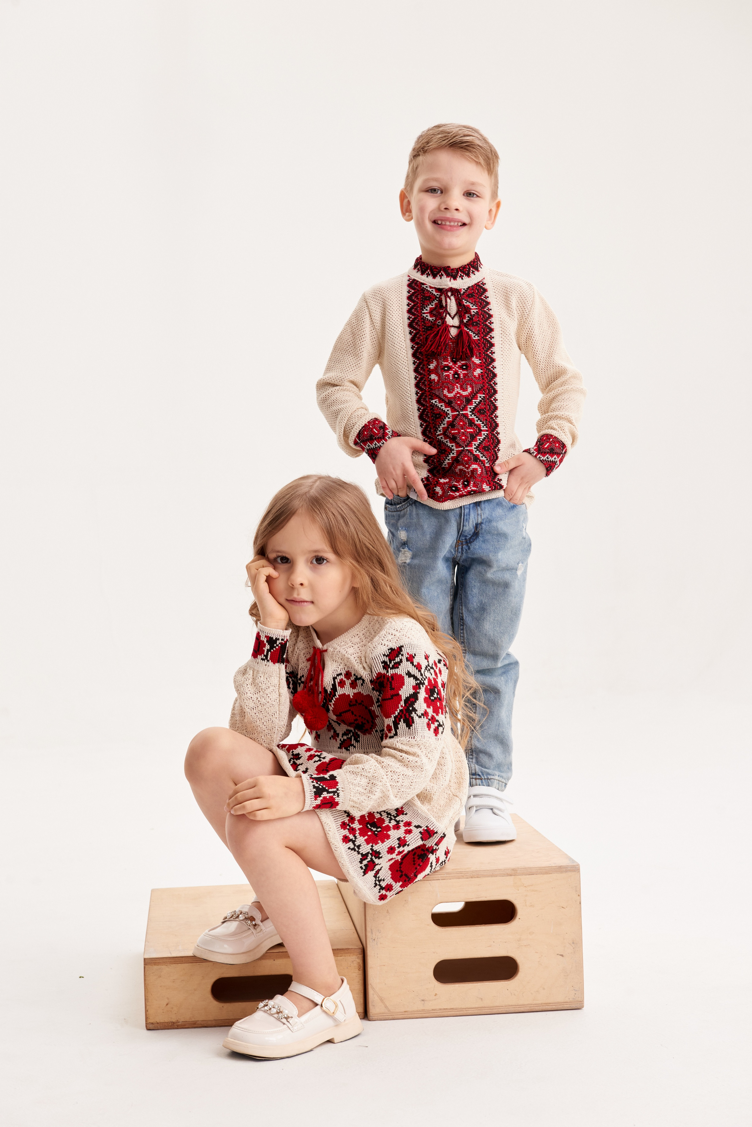 Дитячий комплект в'язаних вишиванок Спадок