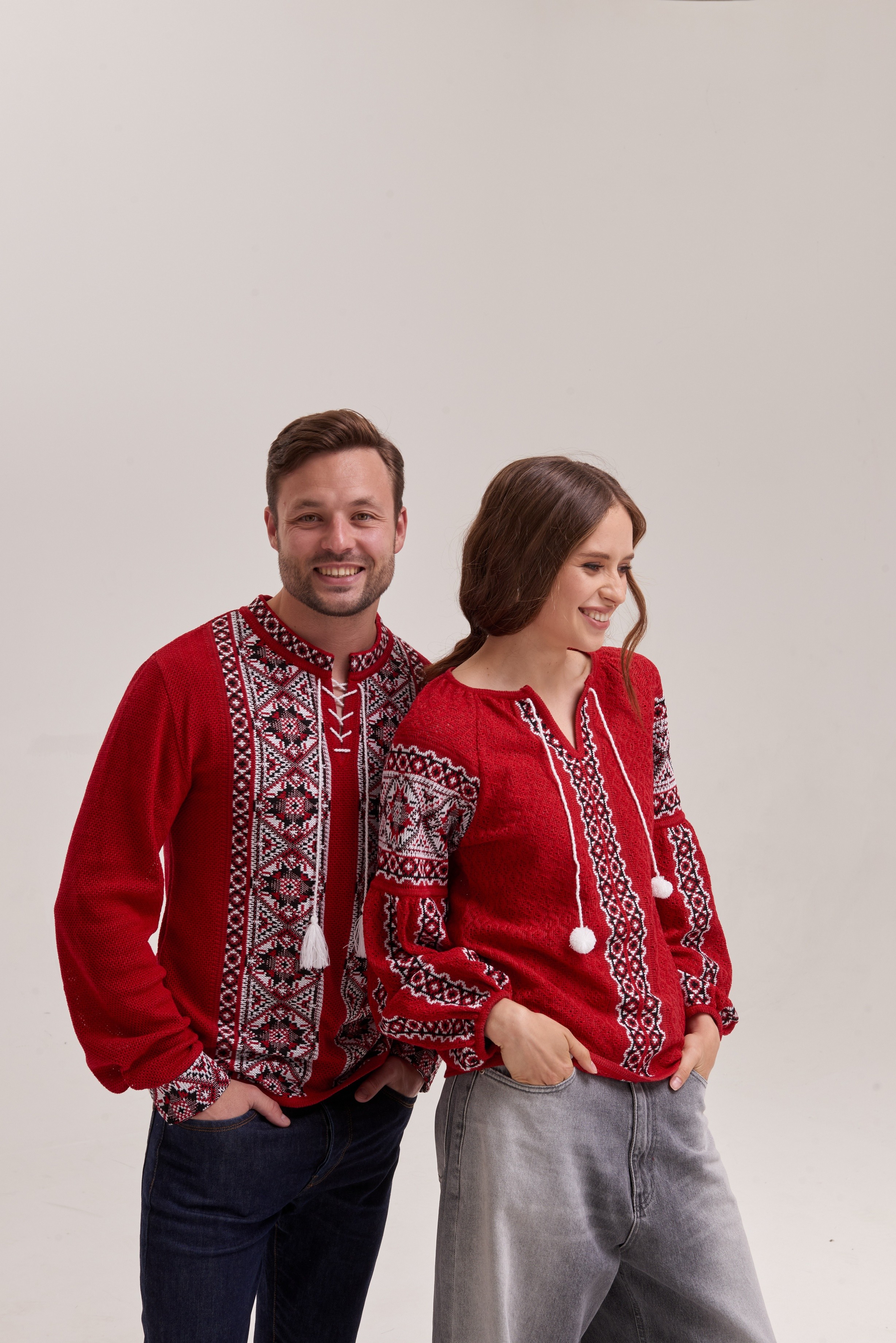 Парні в'язані вишиванки Червона рута