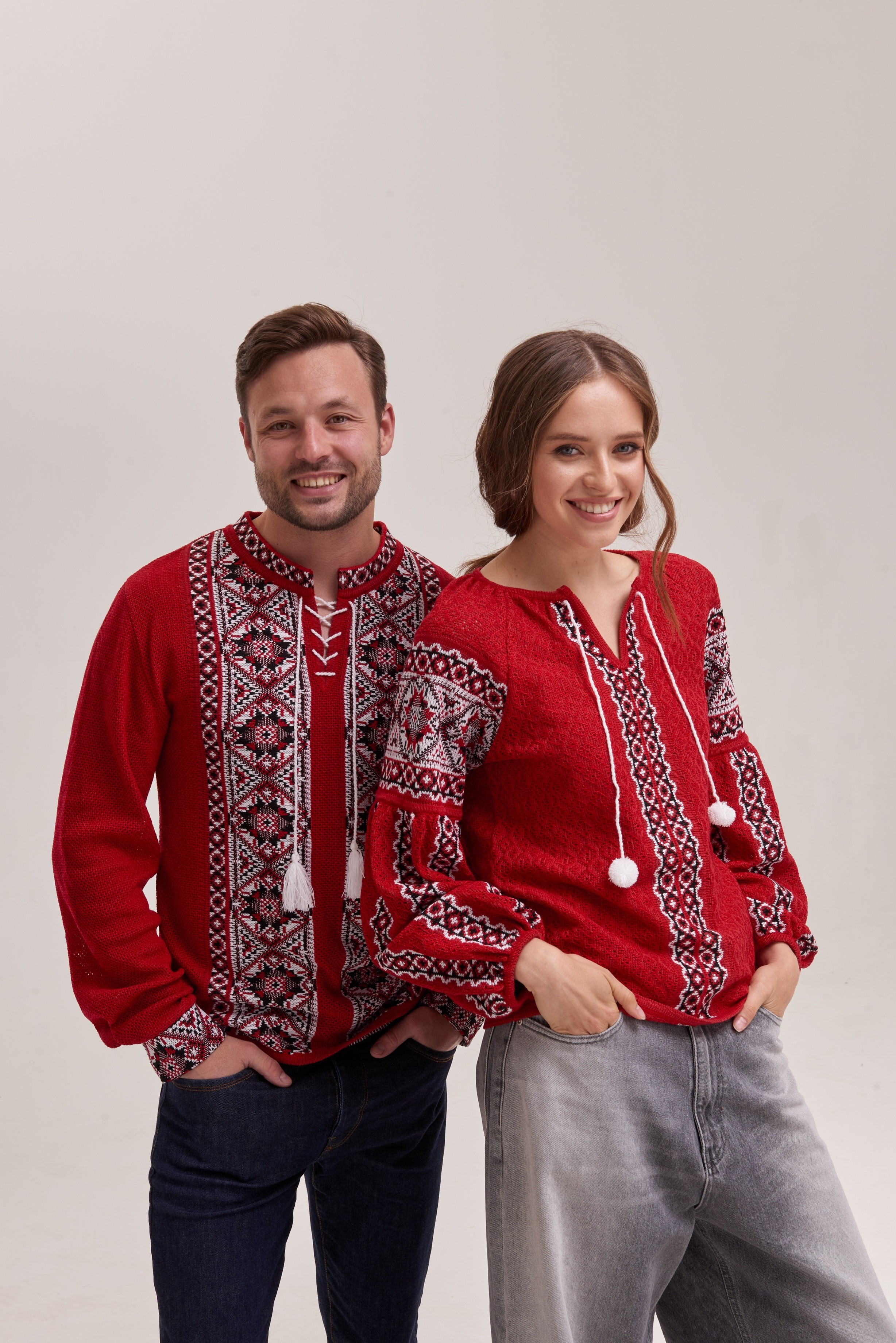 Парні в'язані вишиванки Червона рута