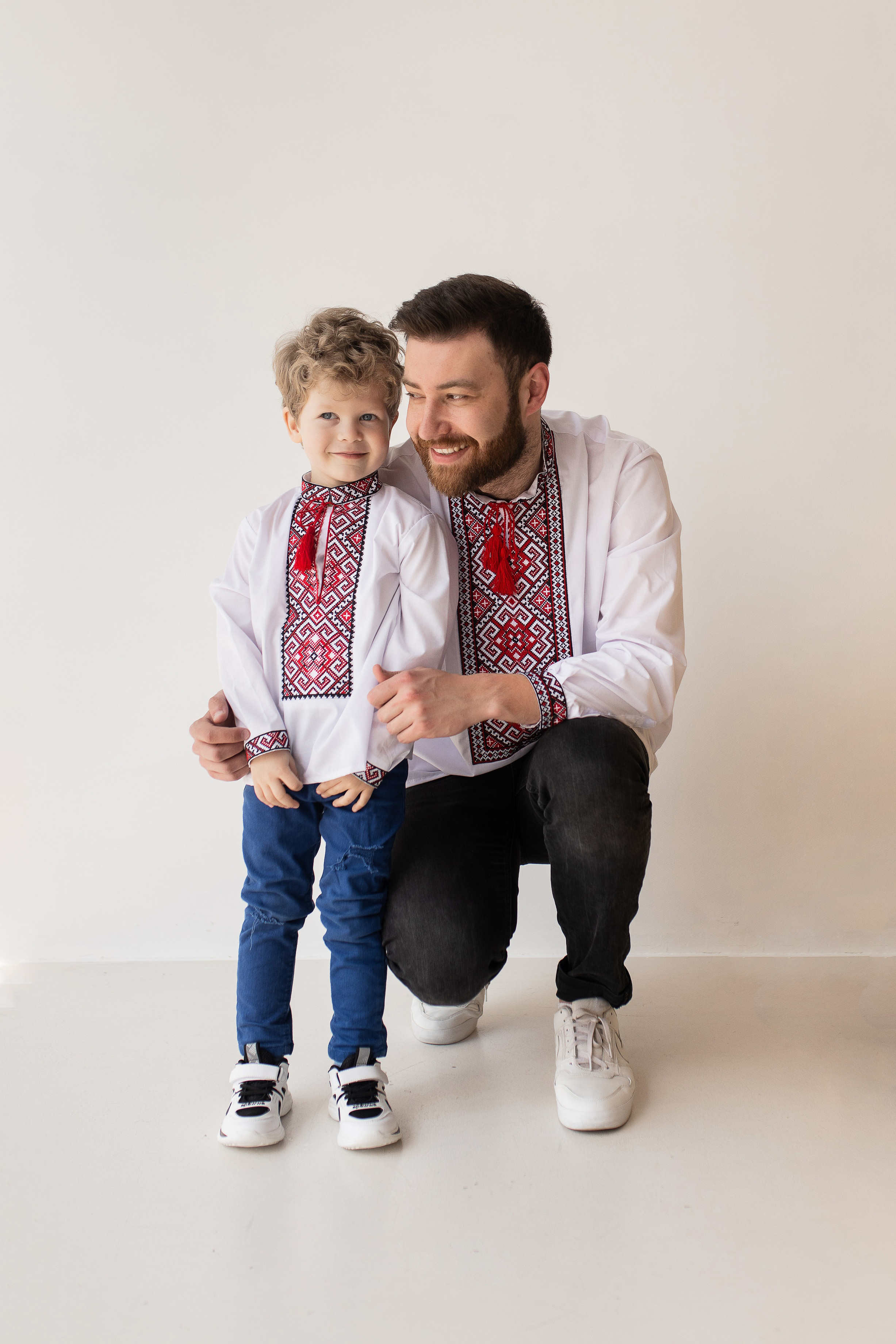 Вишиванки для тата та сина Орнамент класичний