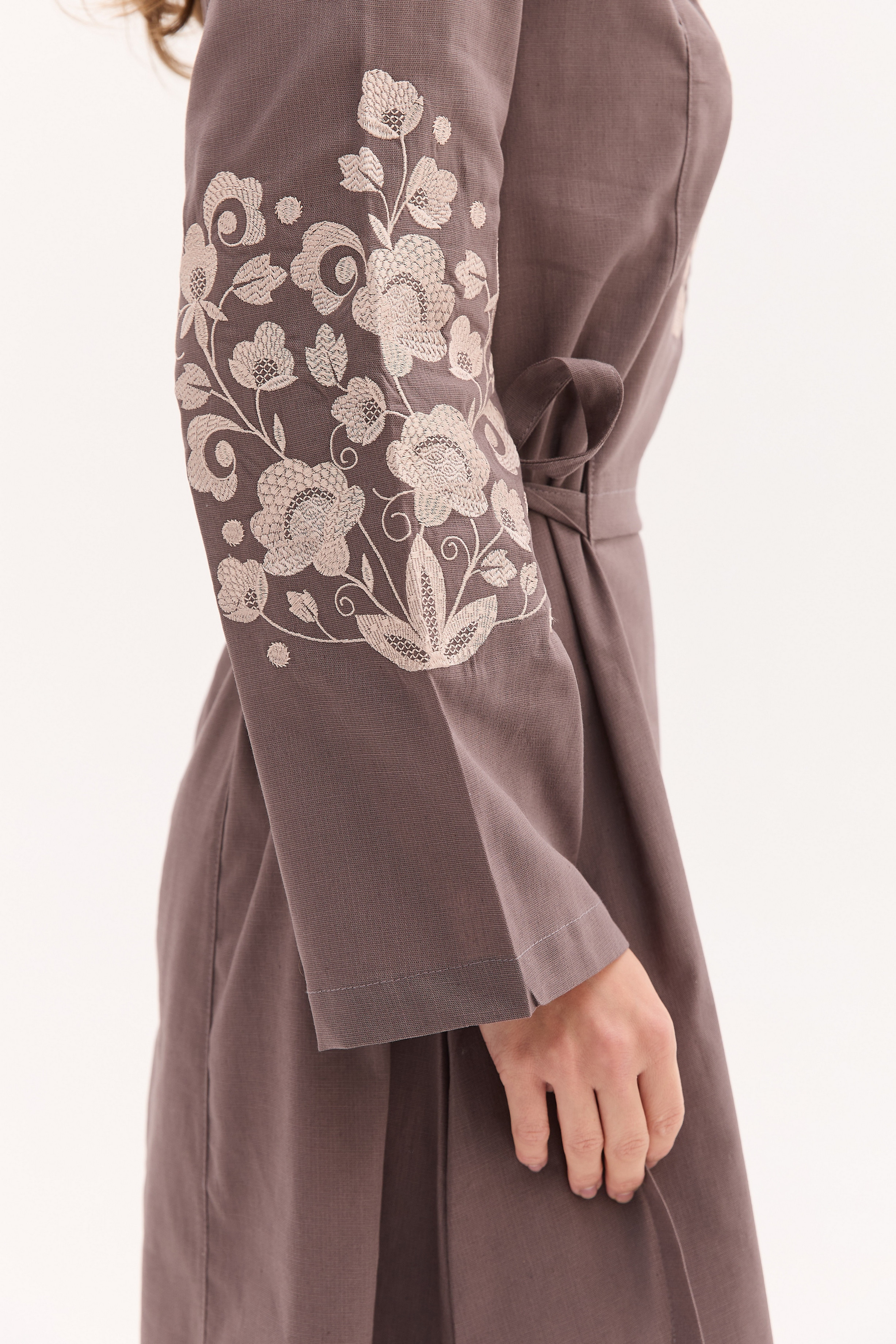 Вишита жіноча сукня Вілія