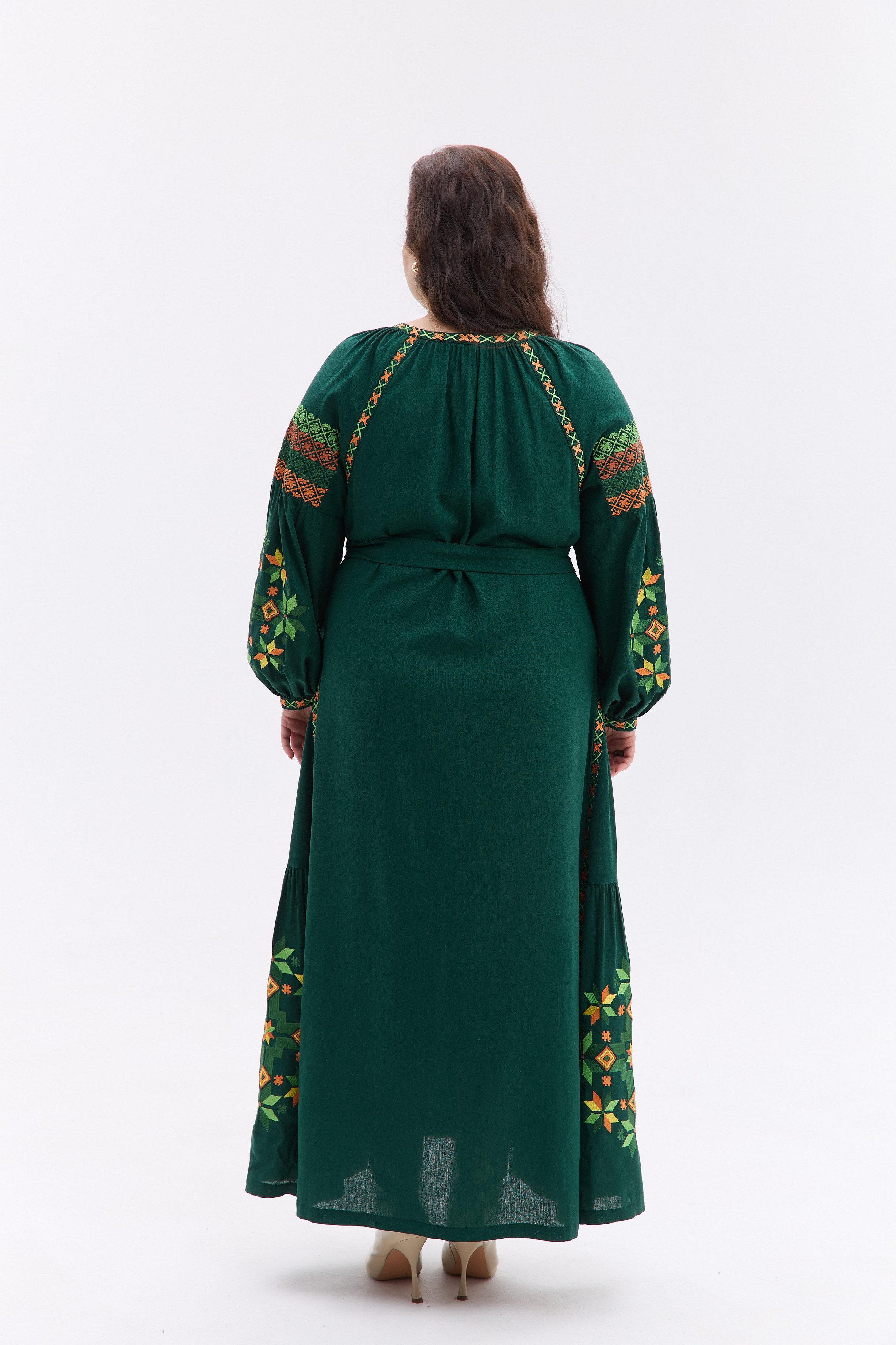 Вишита жіноча сукня Діброва