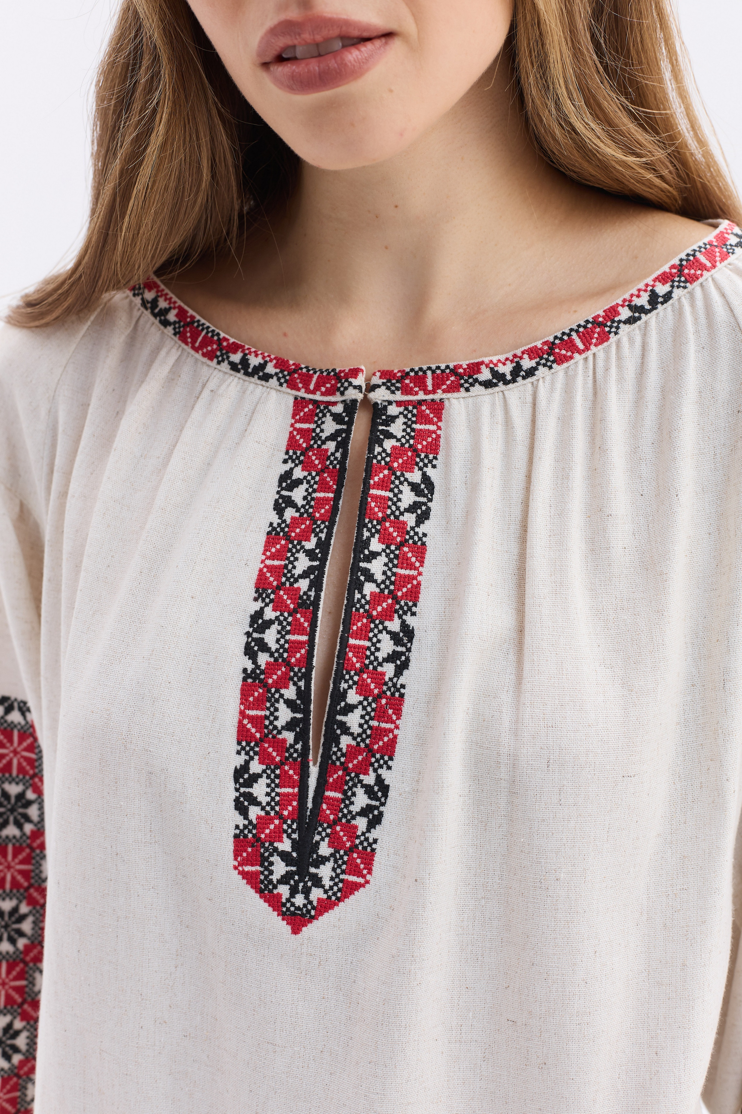 Жіноча вишиванка Франко