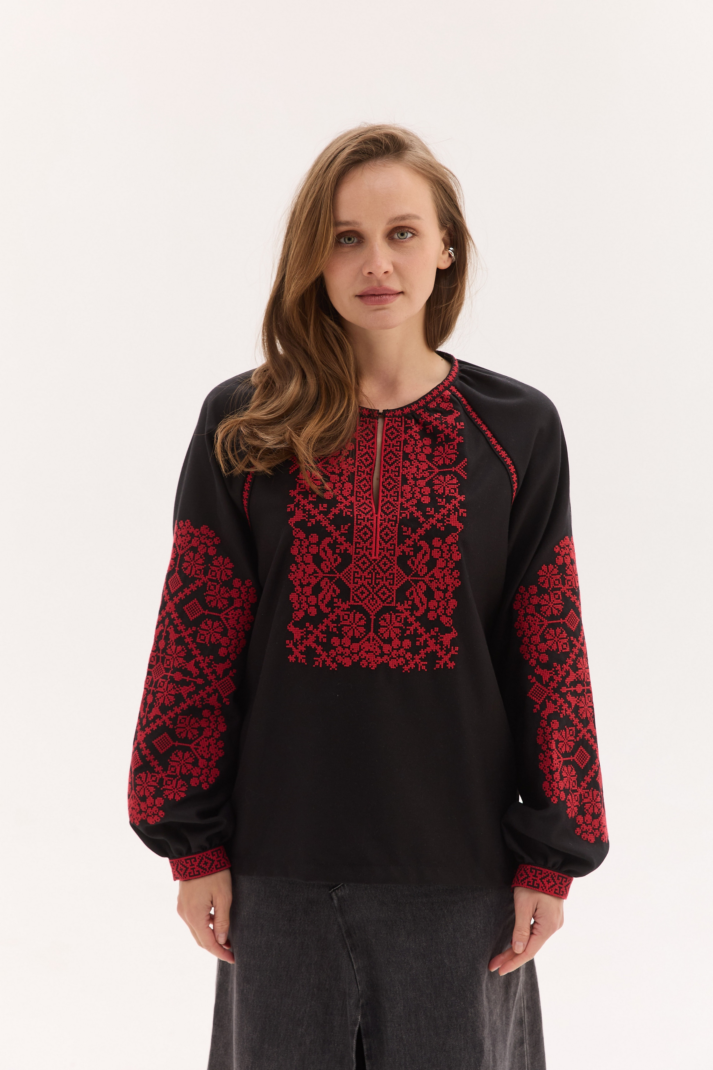 Жіноча вишиванка Анна