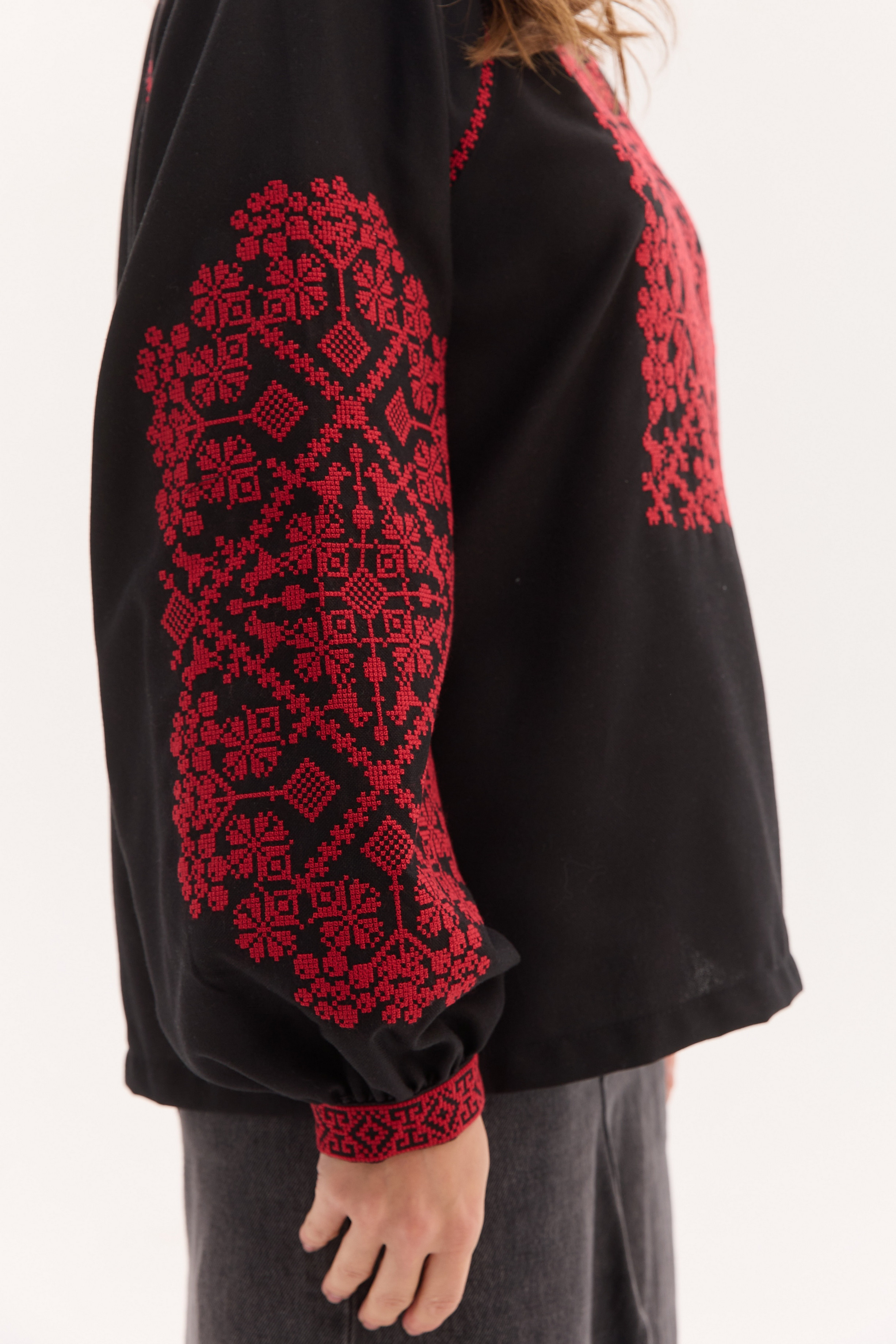 Жіноча вишиванка Анна