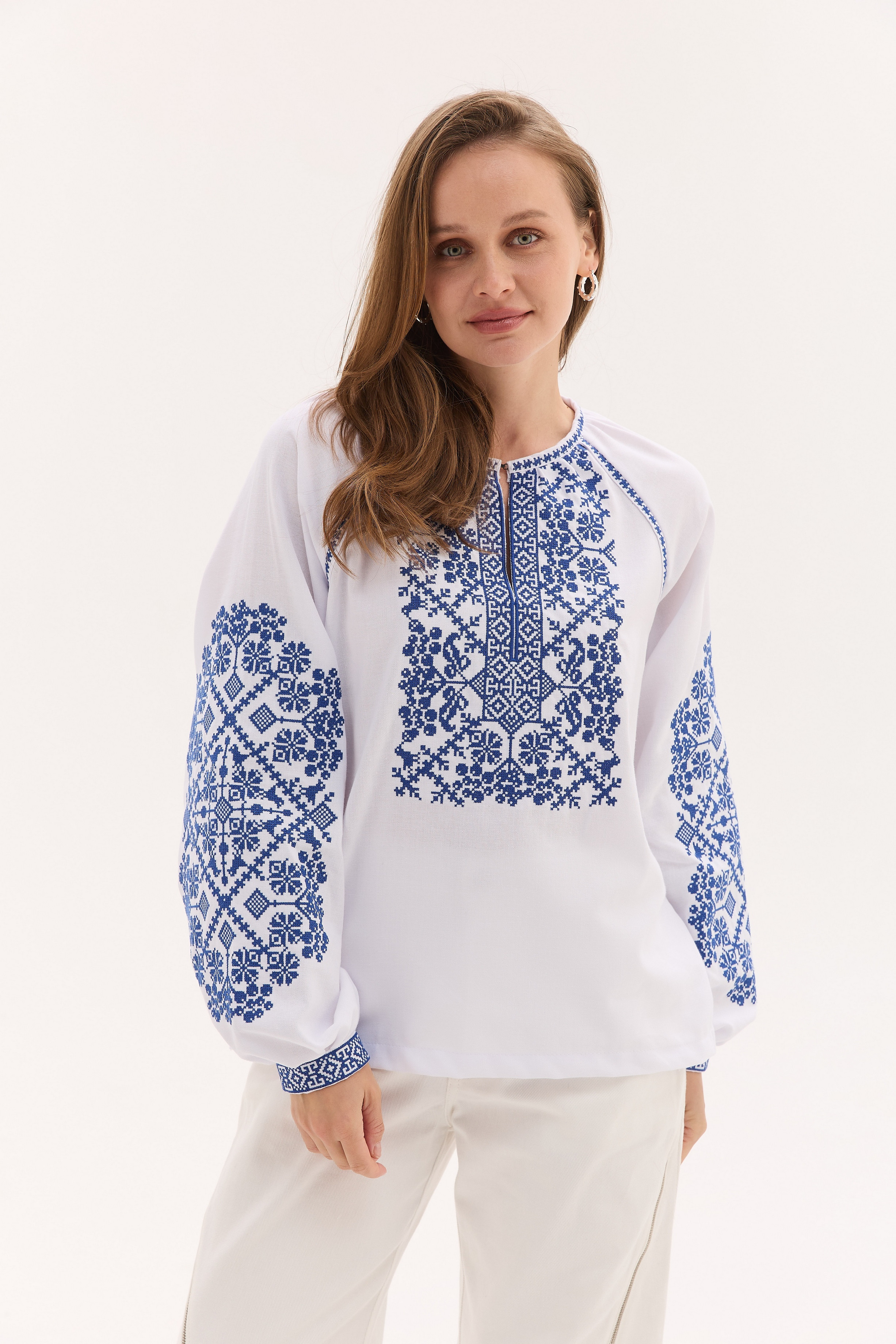 Жіноча вишиванка Анна