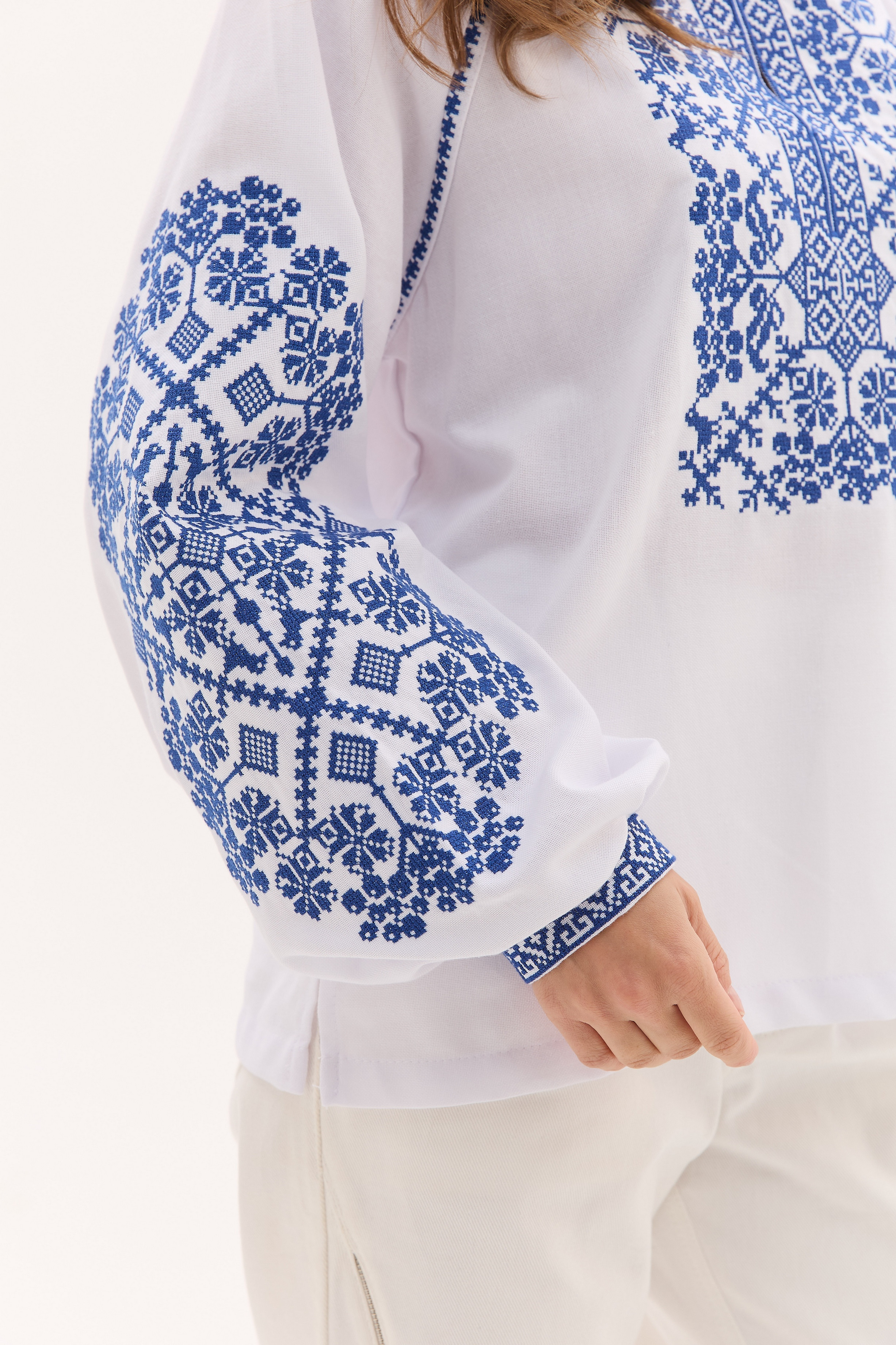 Жіноча вишиванка Анна