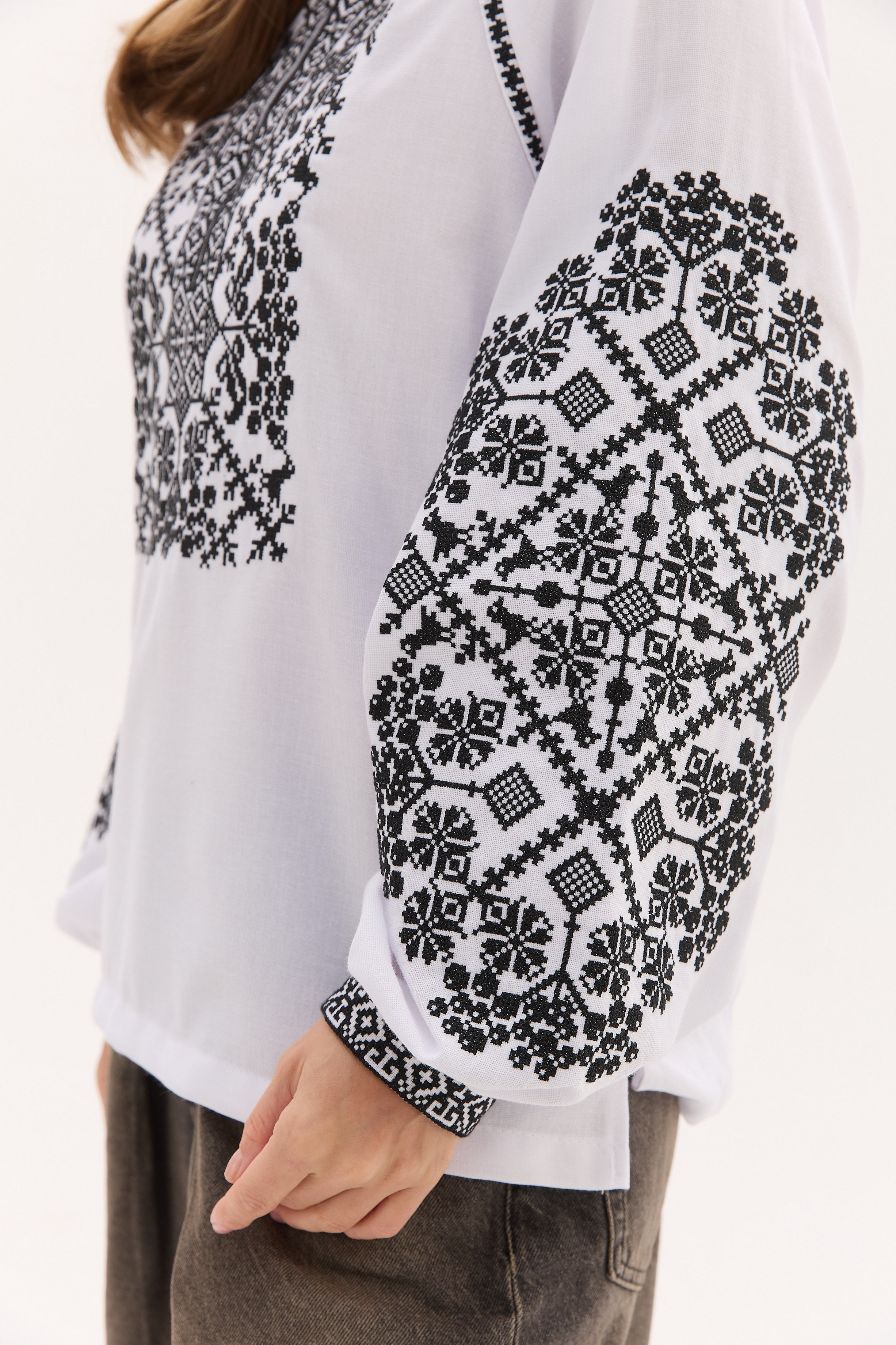 Жіноча вишиванка Анна