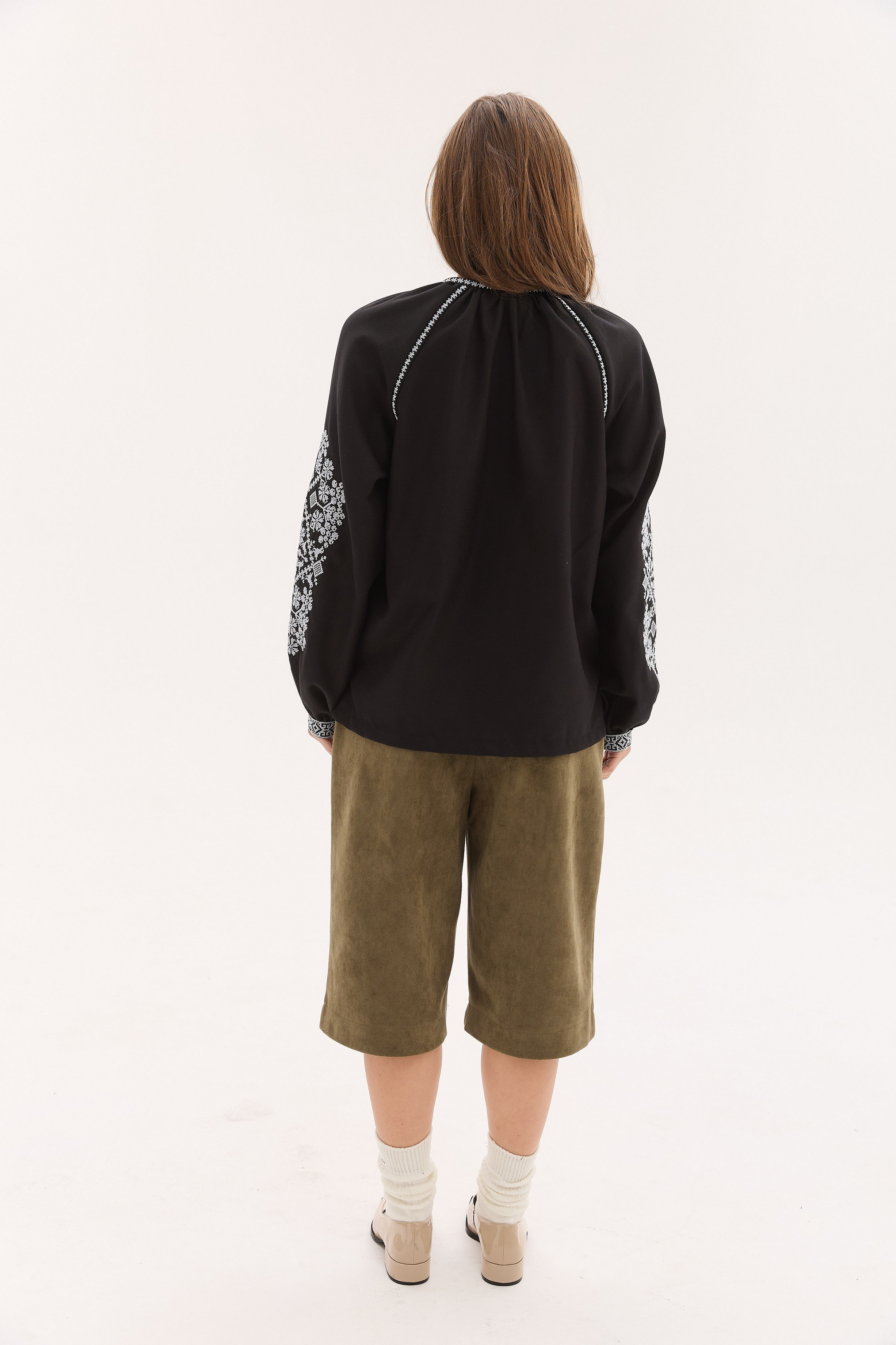 Жіноча вишиванка Анна