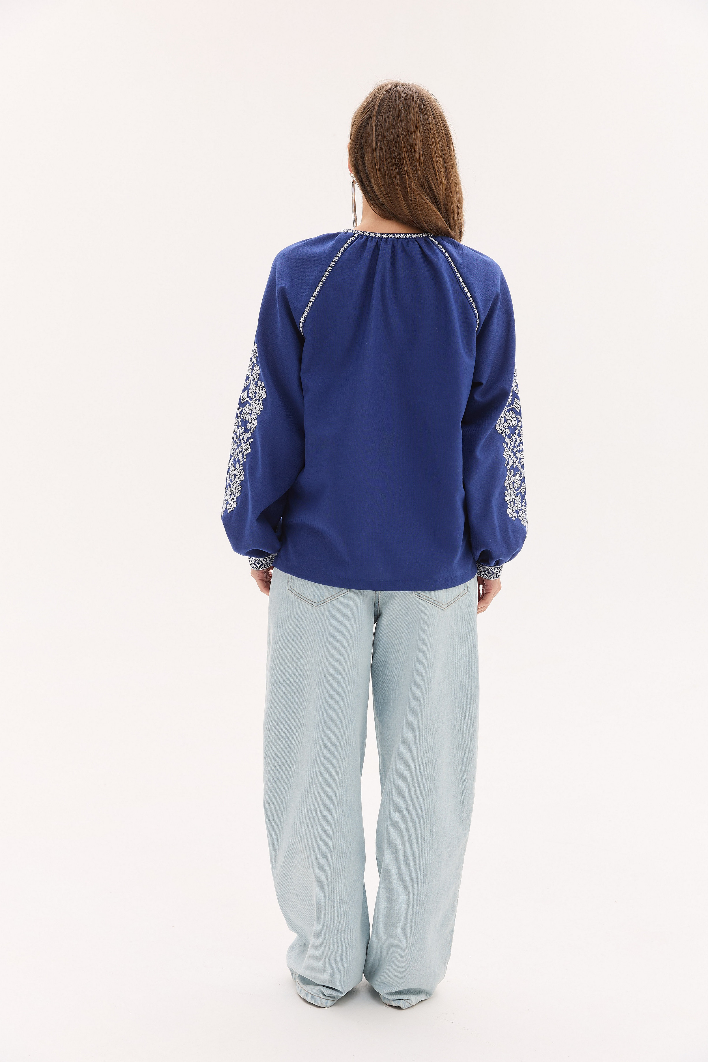 Жіноча вишиванка Анна