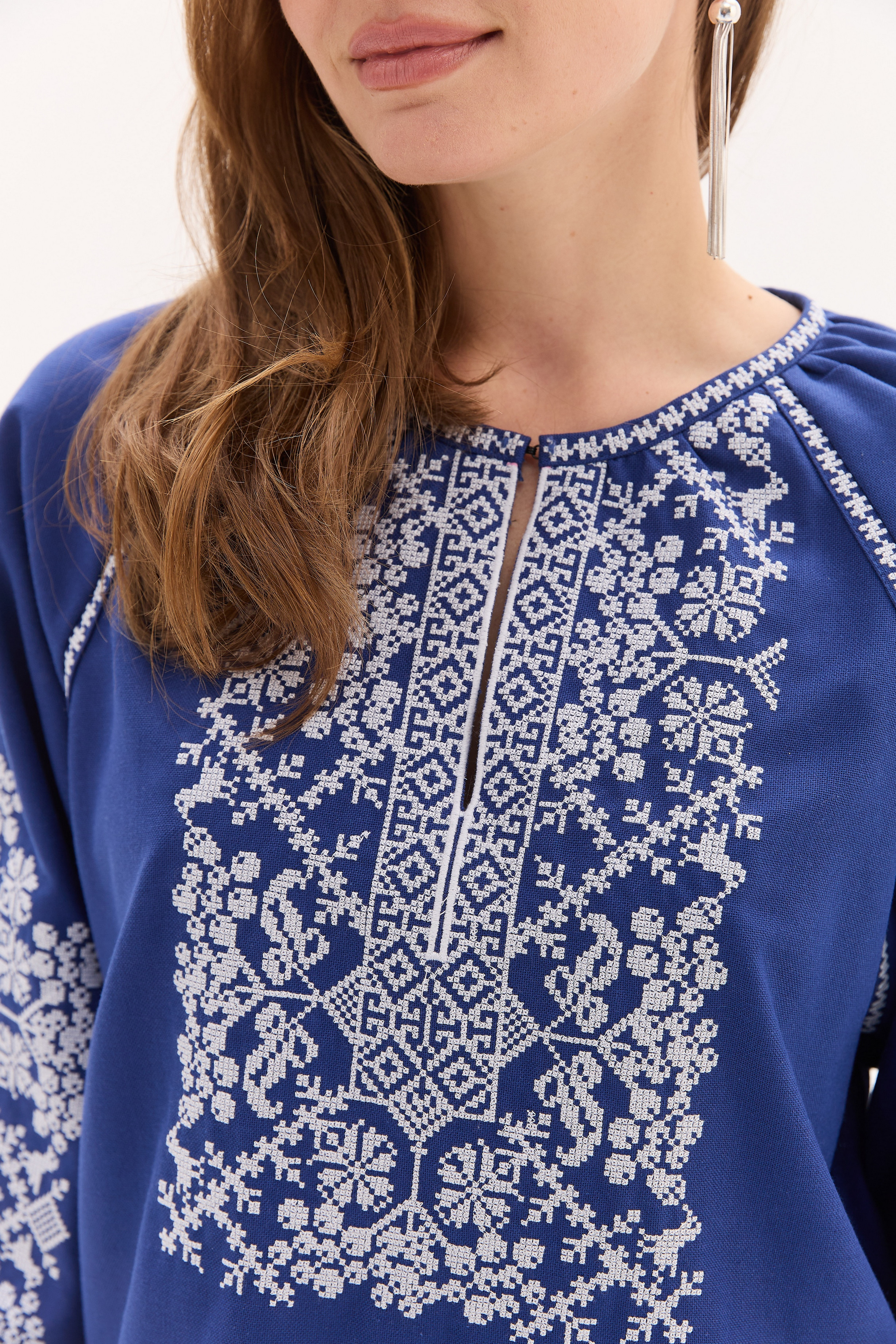 Жіноча вишиванка Анна