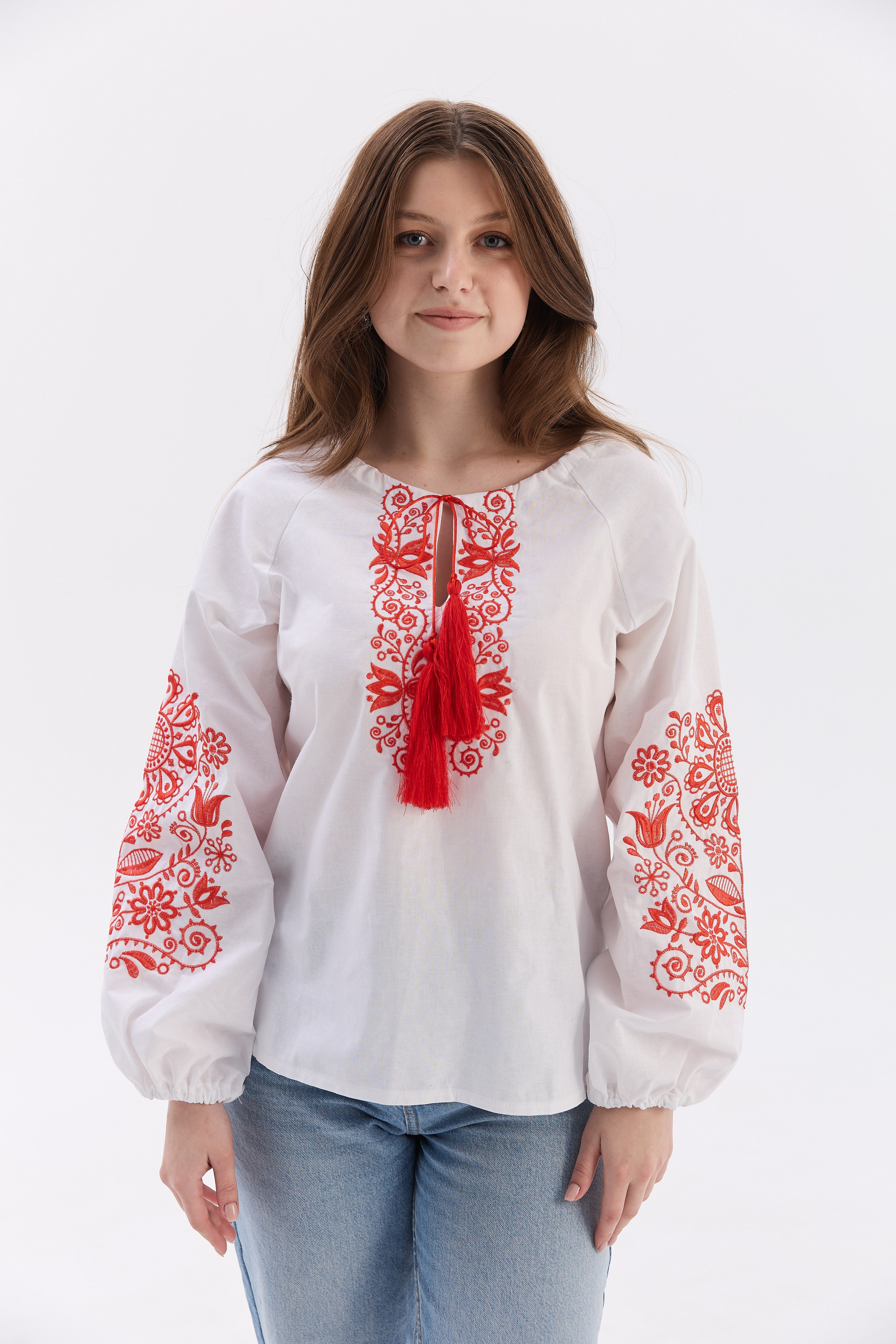 Жіноча вишиванка Орнамент