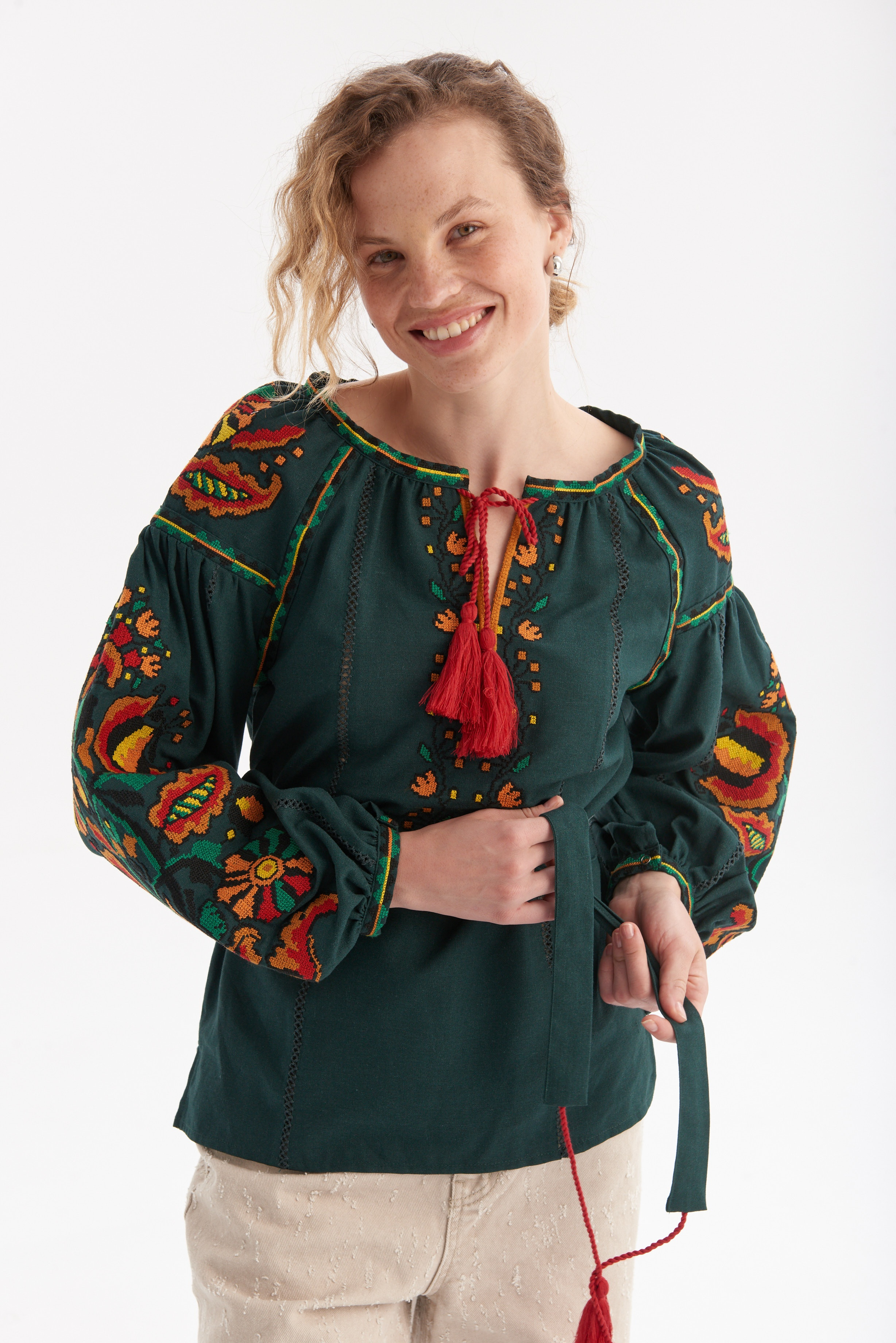 Жіноча вишиванка Надія