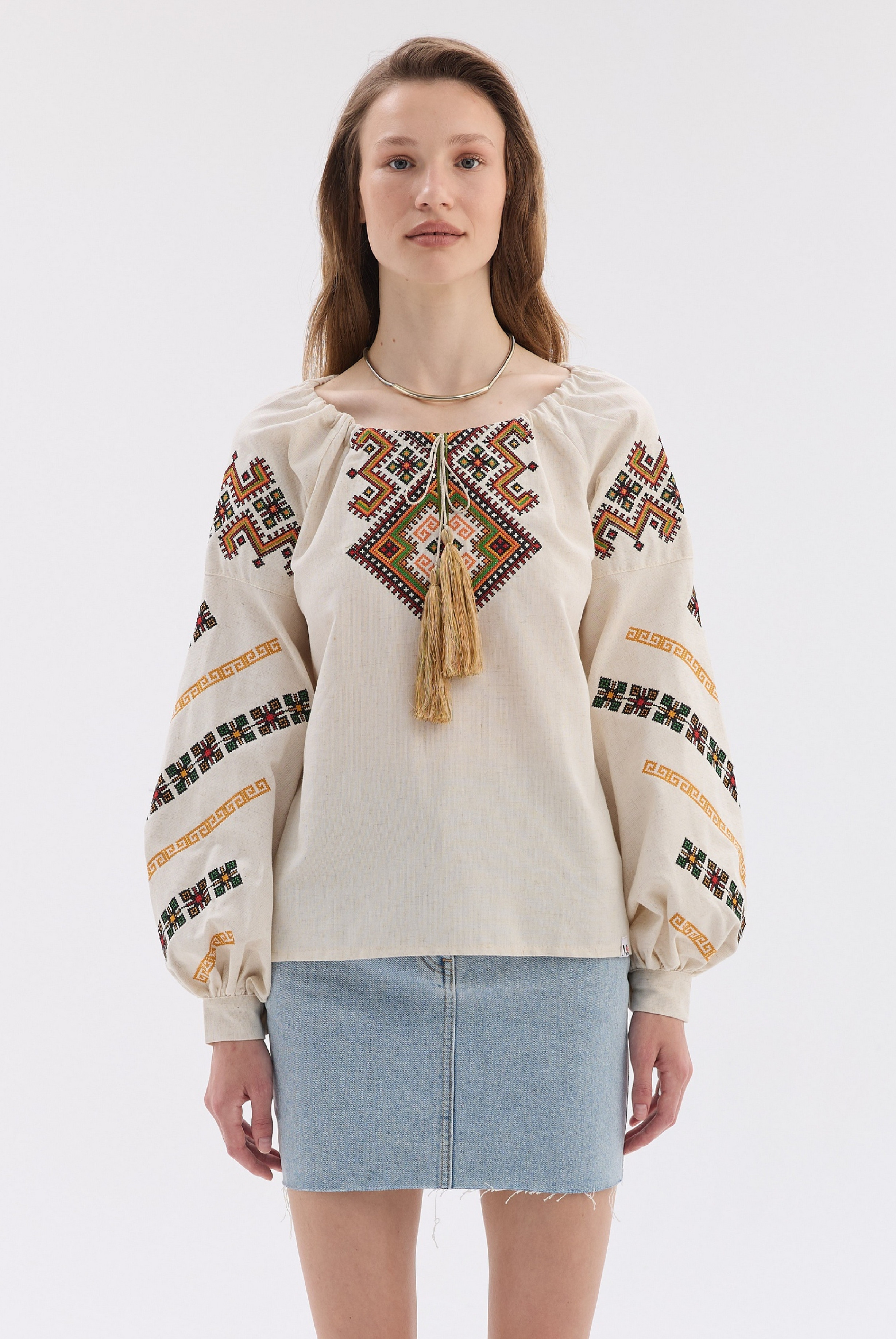 Жіноча вишиванка Святослава